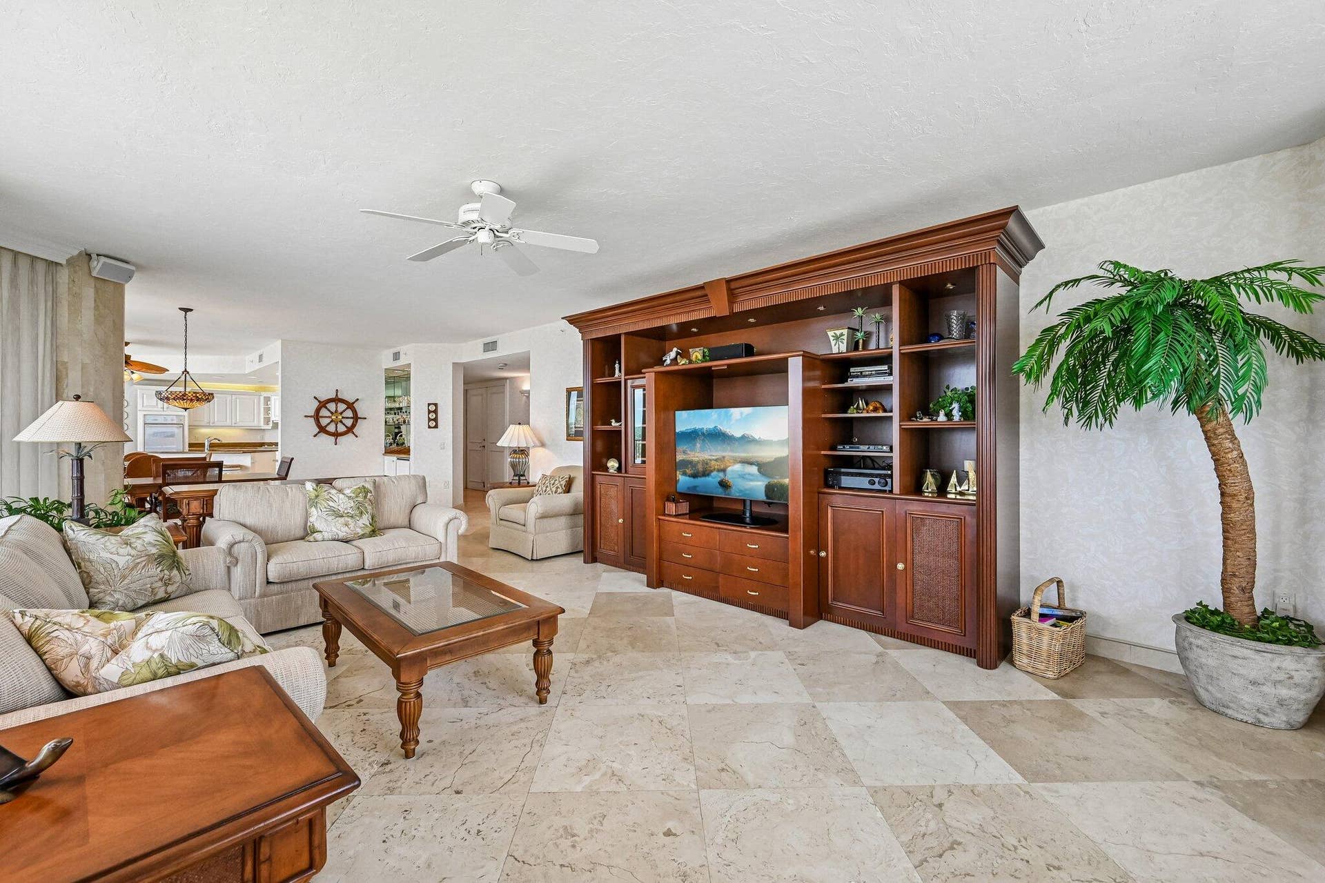 800 OCEAN Drive, #1105, Juno Beach, FL 33408 Living Room