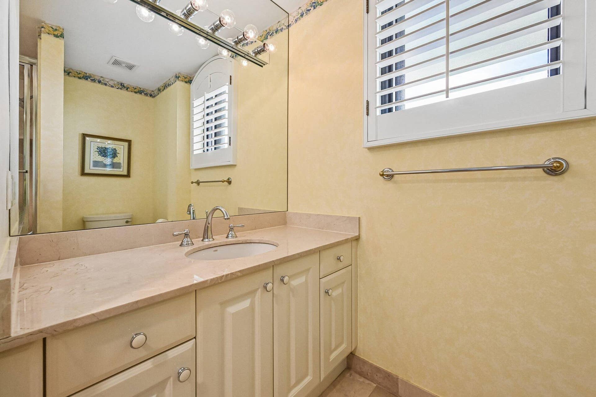 800 OCEAN Drive, #1105, Juno Beach, FL 33408 Bathroom