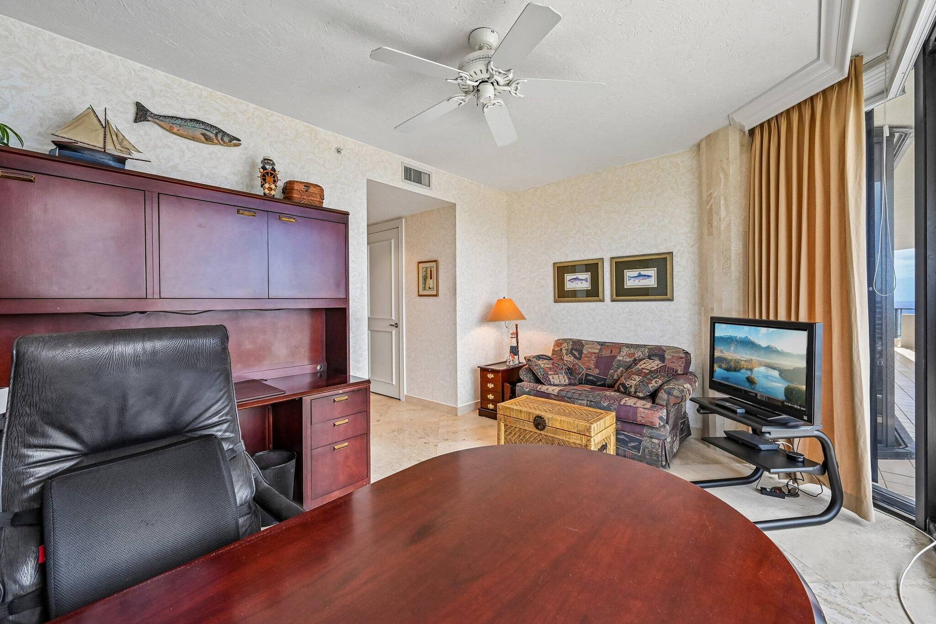 800 OCEAN Drive, #1105, Juno Beach, FL 33408 Office/Bedroom