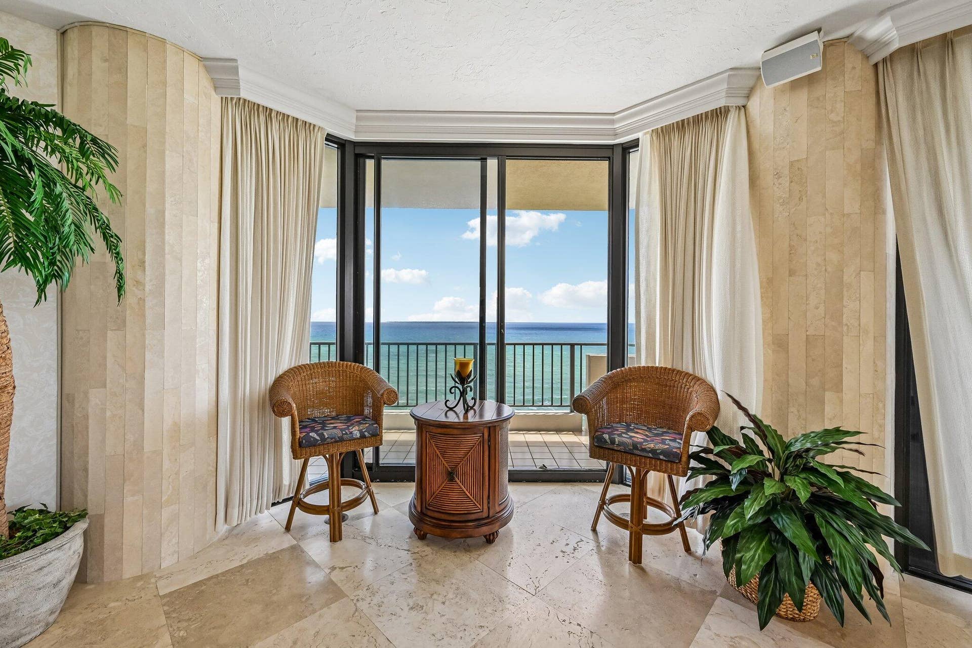 800 OCEAN Drive, #1105, Juno Beach, FL 33408 Ocean Views