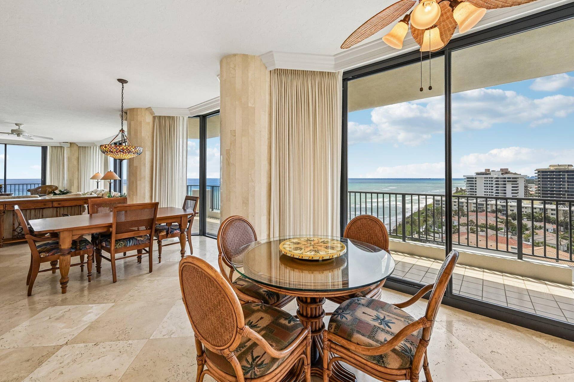 800 OCEAN Drive, #1105, Juno Beach, FL 33408 Breakfast Area