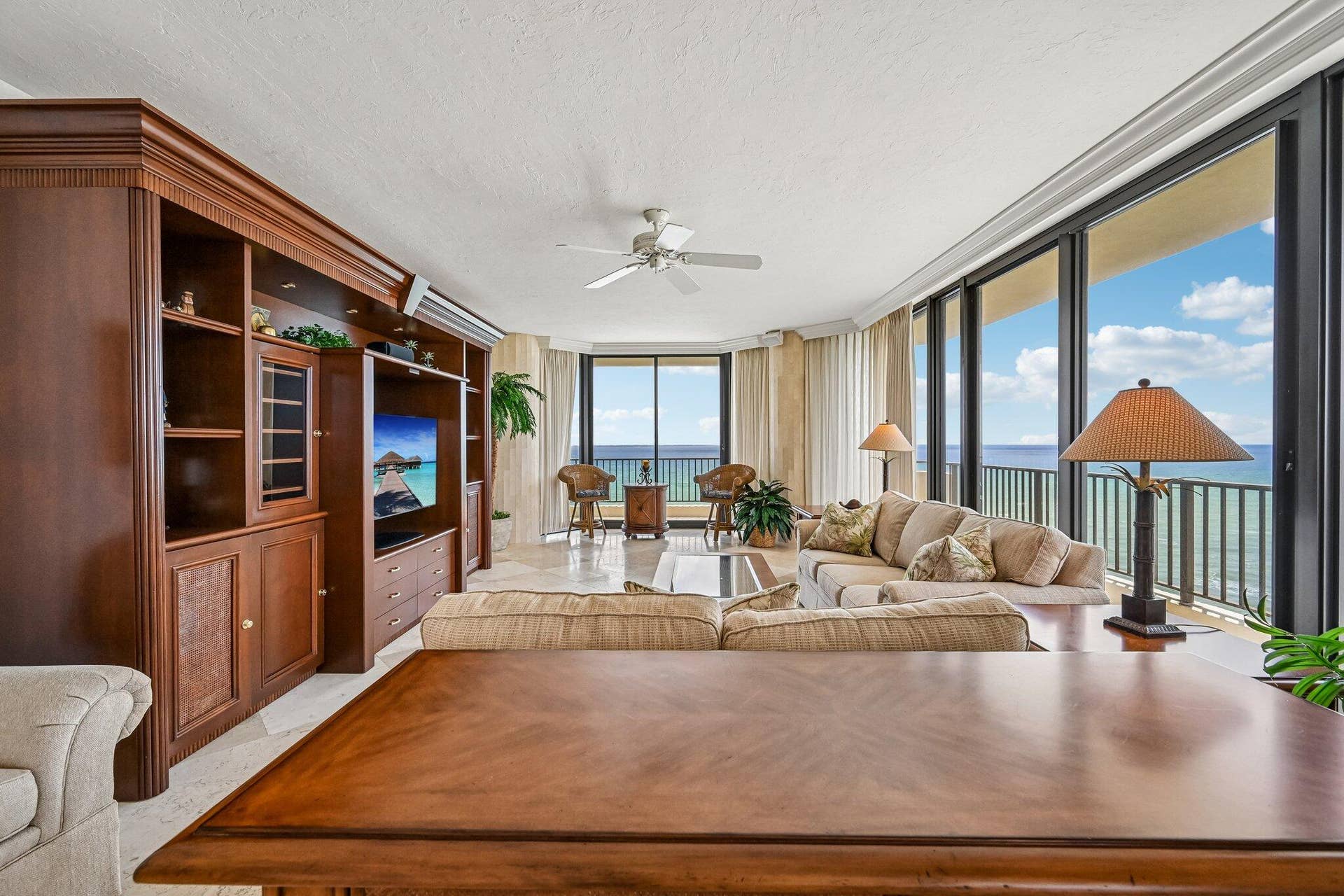 800 OCEAN Drive, #1105, Juno Beach, FL 33408 Living Room