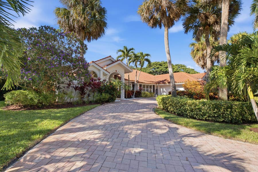 Property photo for 100 HILLCREST Drive, Sewalls Point, FL