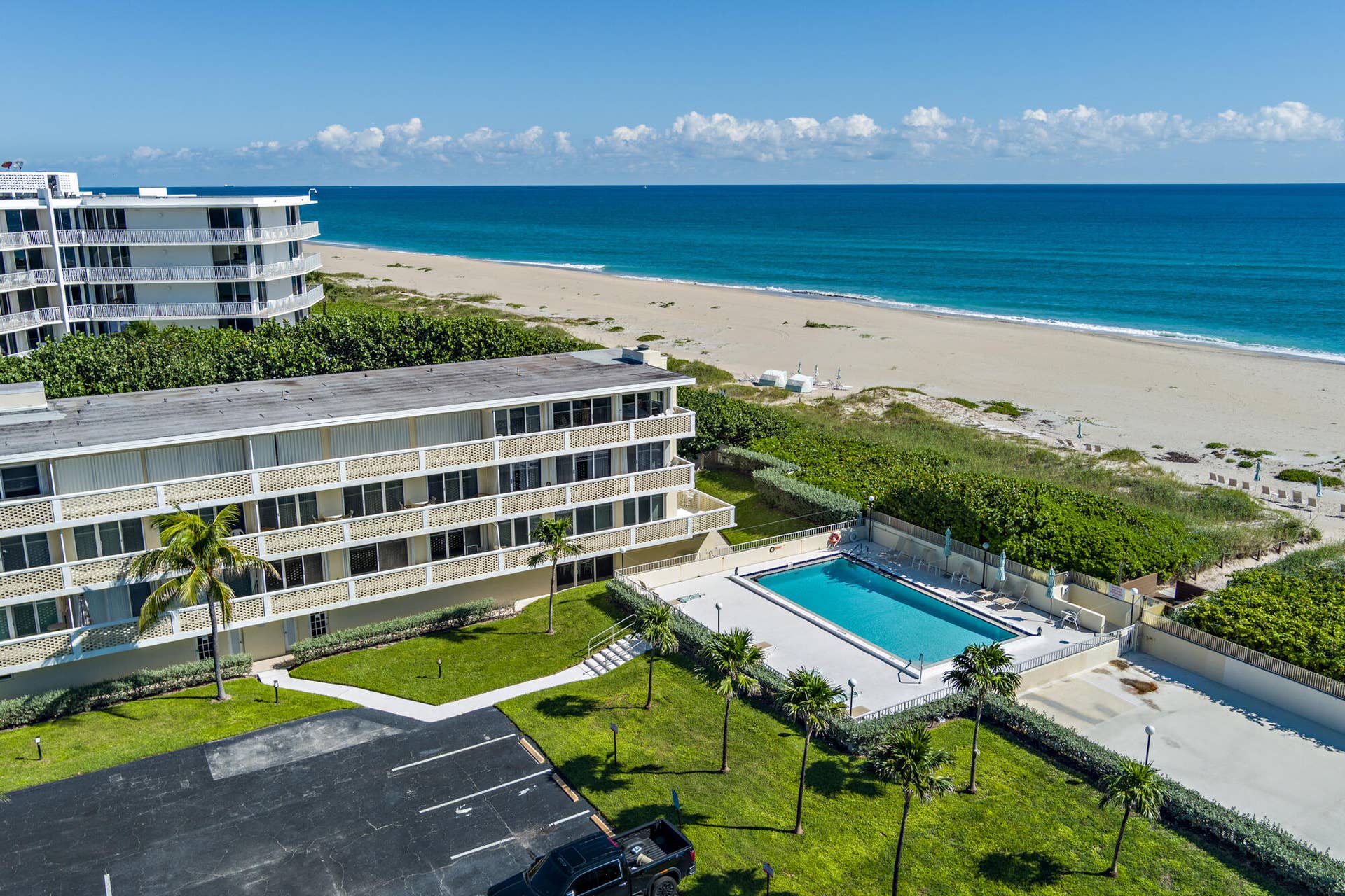 2545 S Ocean Boulevard, #3140, Palm Beach, FL 33480 Beautiful wide sandy beach