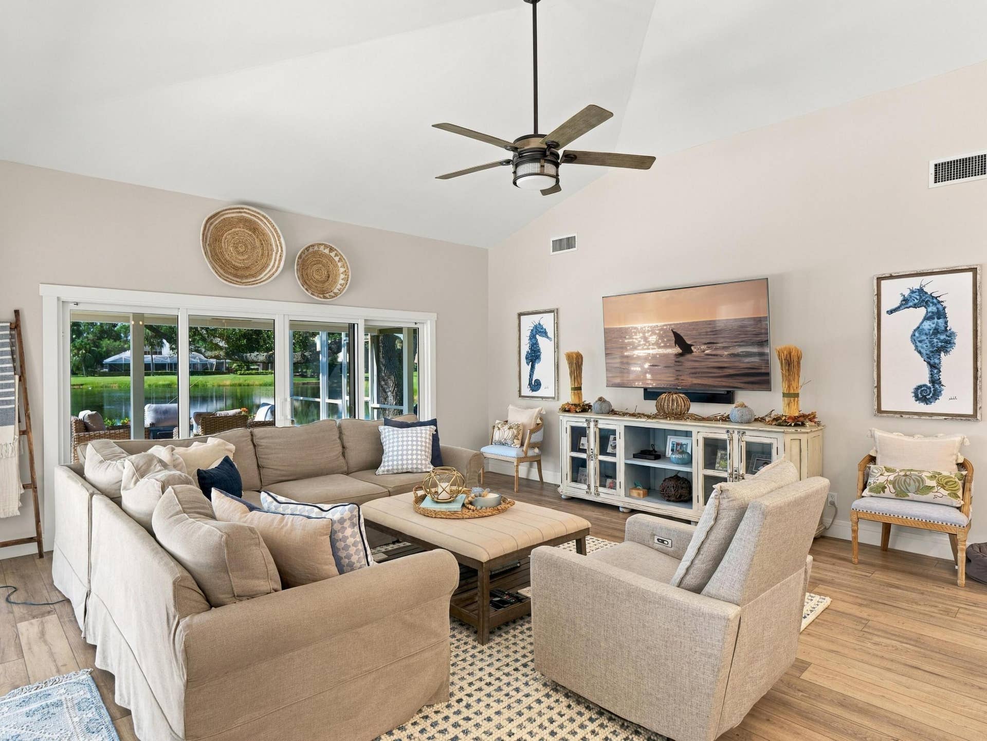 32 Rabbits Run, Palm Beach Gardens, FL 33418 P1196565