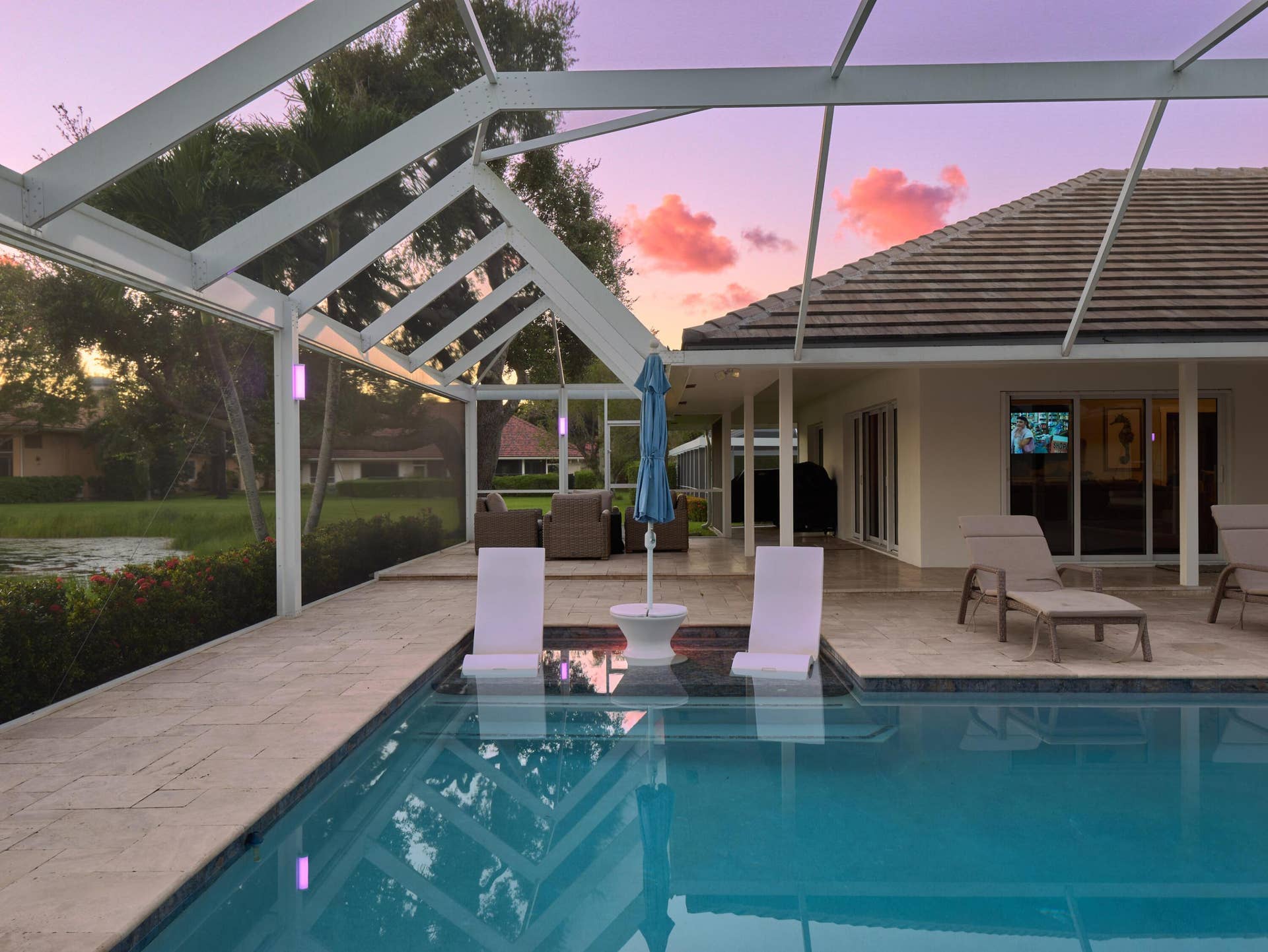 32 Rabbits Run, Palm Beach Gardens, FL 33418 P1196684_HDR