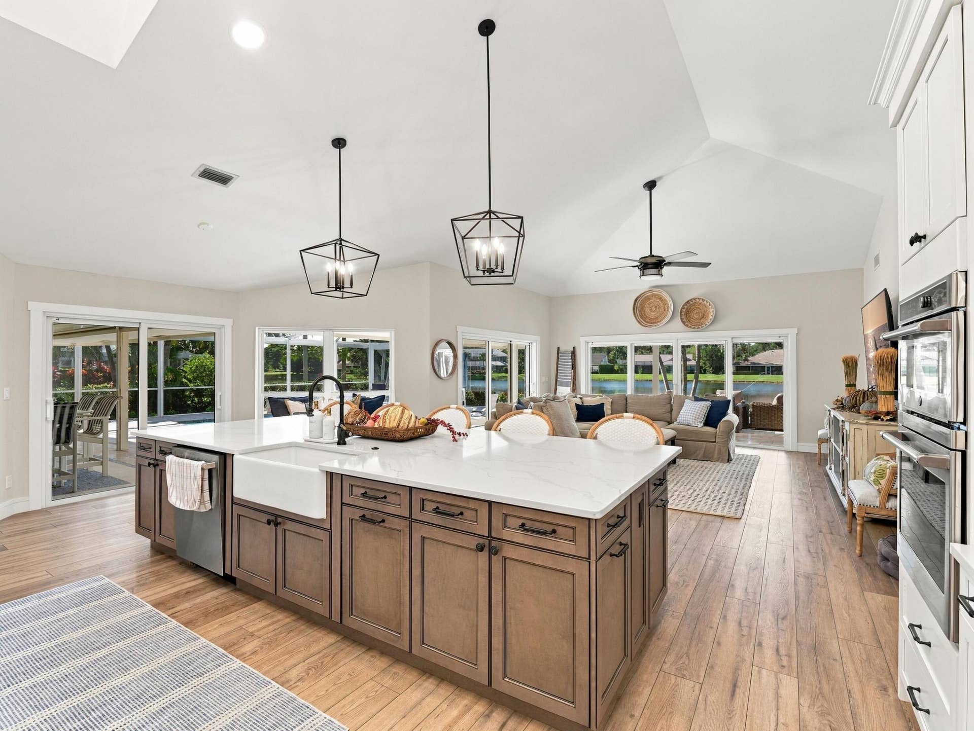 32 Rabbits Run, Palm Beach Gardens, FL 33418 P1196525