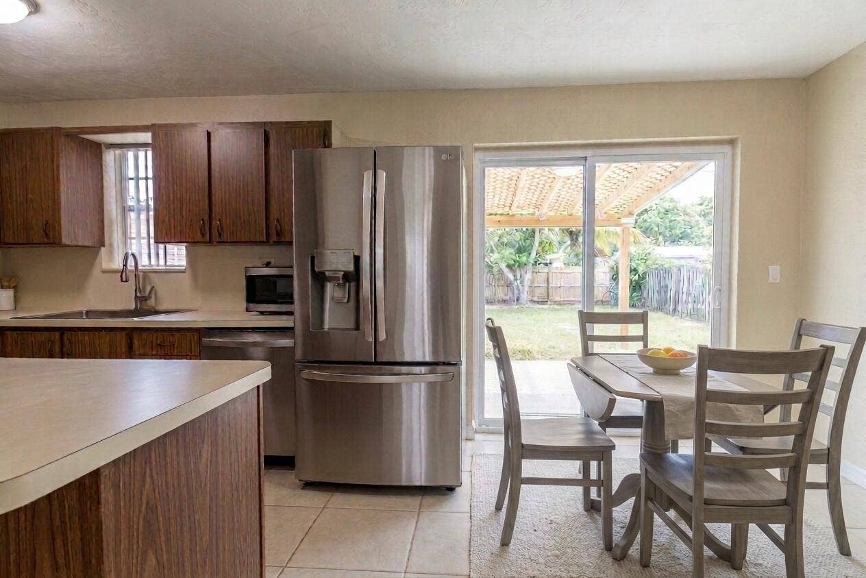 2032 Worthington Road, West Palm Beach, FL 33409 Digitally enhanced rendering