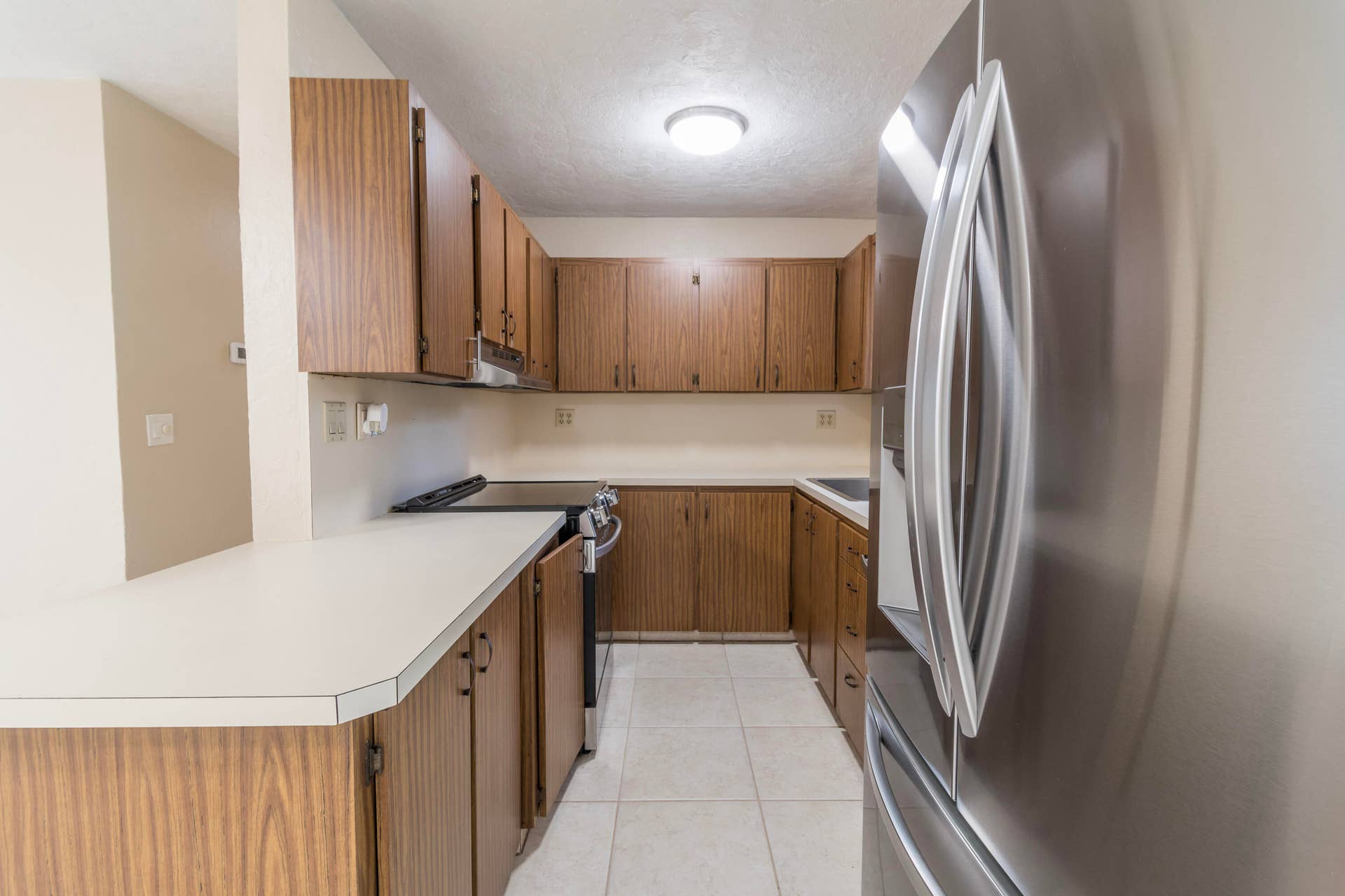 2032 Worthington Road, West Palm Beach, FL 33409 Kitchen