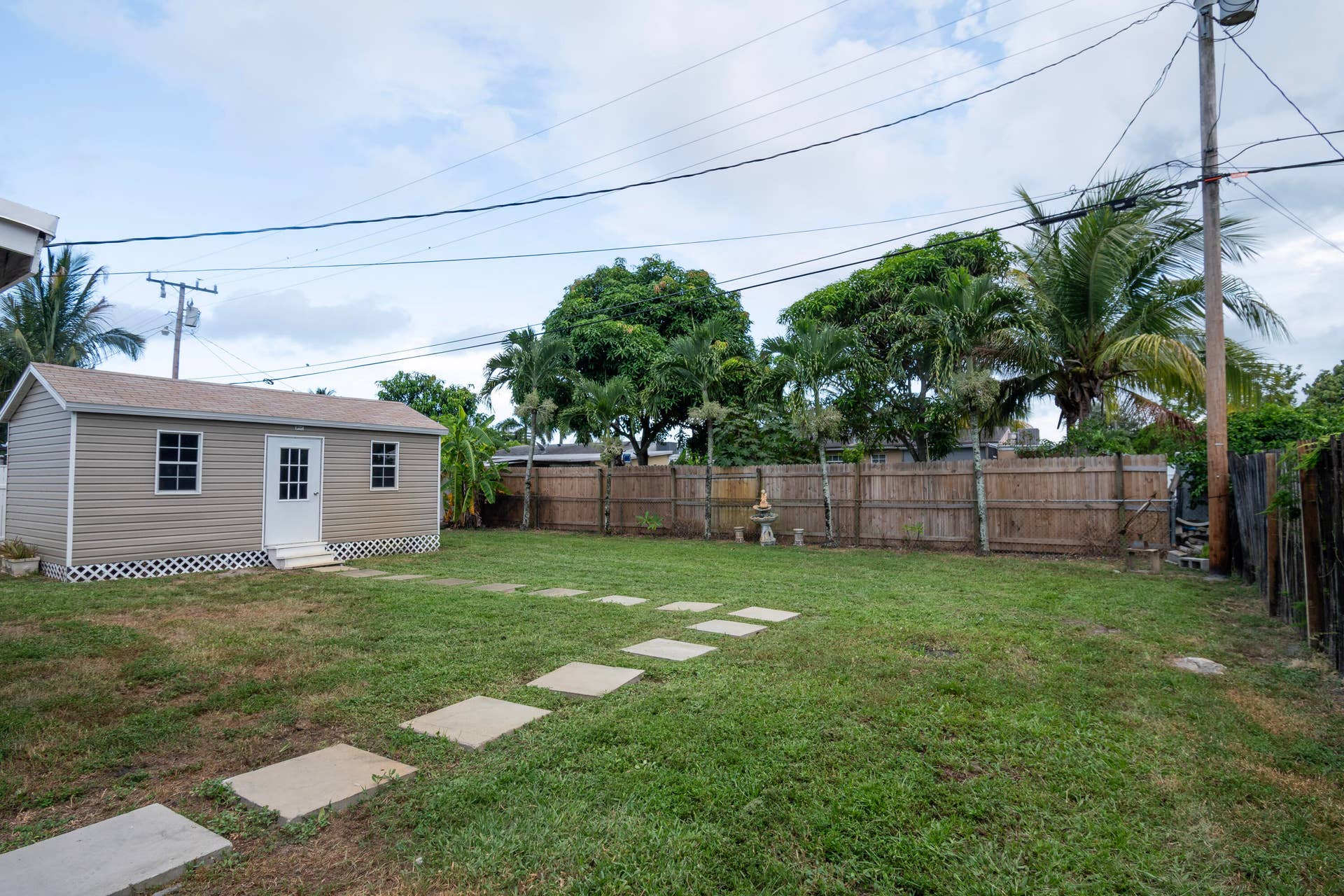 2032 Worthington Road, West Palm Beach, FL 33409 Backyard