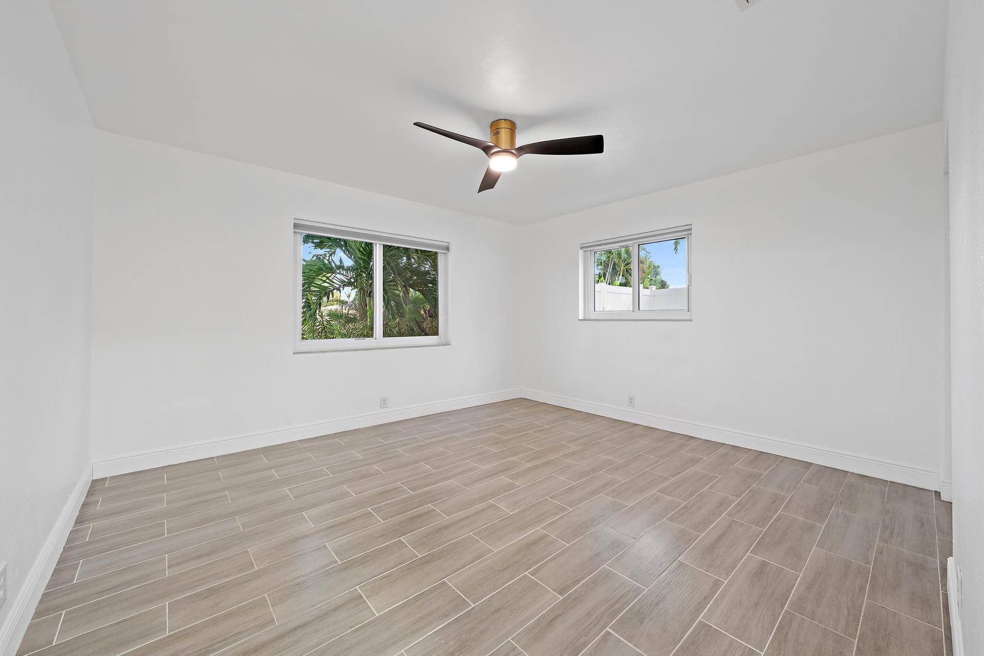 5521 Parker Avenue, West Palm Beach, FL 33405 5521 Parker Ave-14