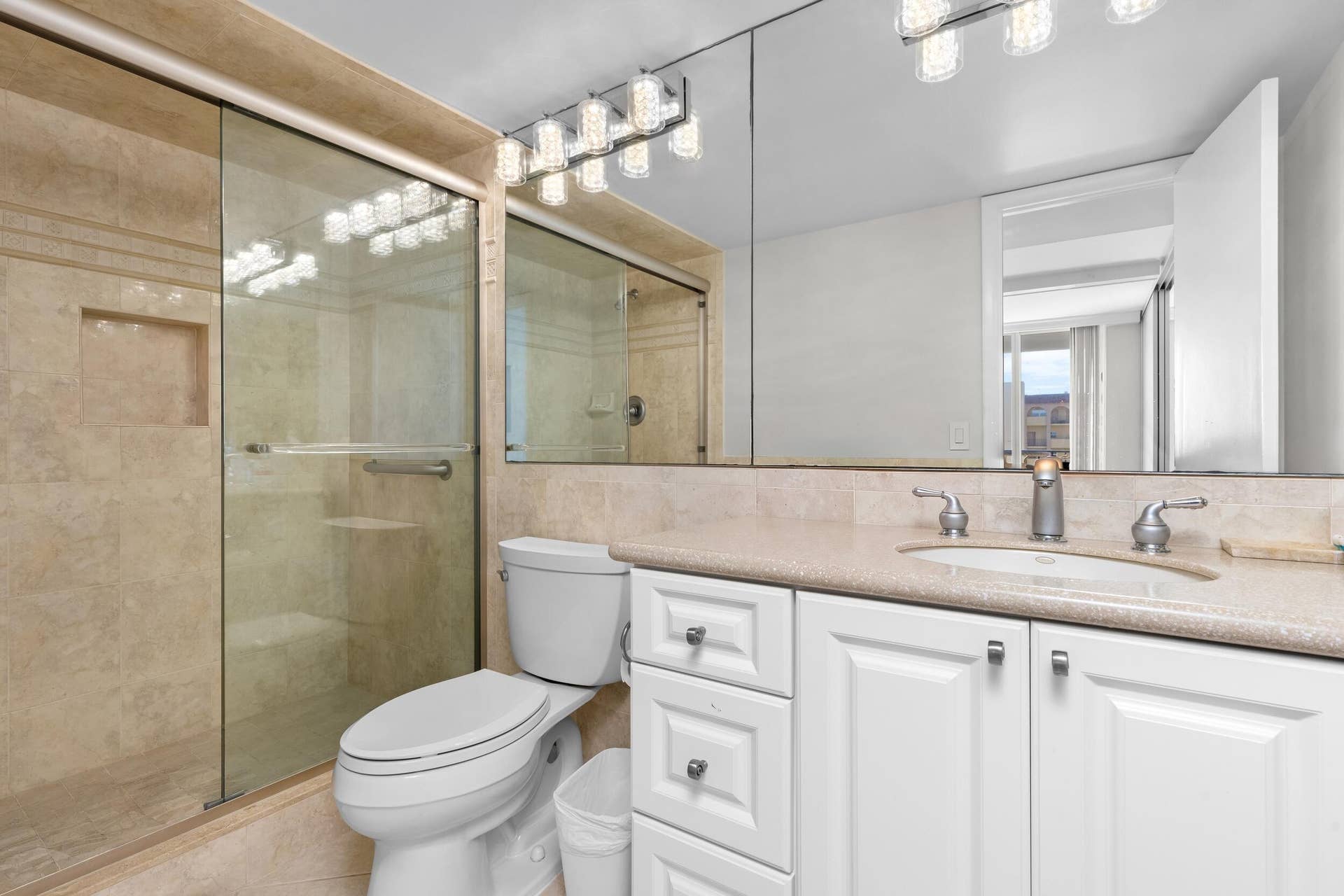 3460 S Ocean Boulevard, #7160, Palm Beach, FL 33480 Guest Bath