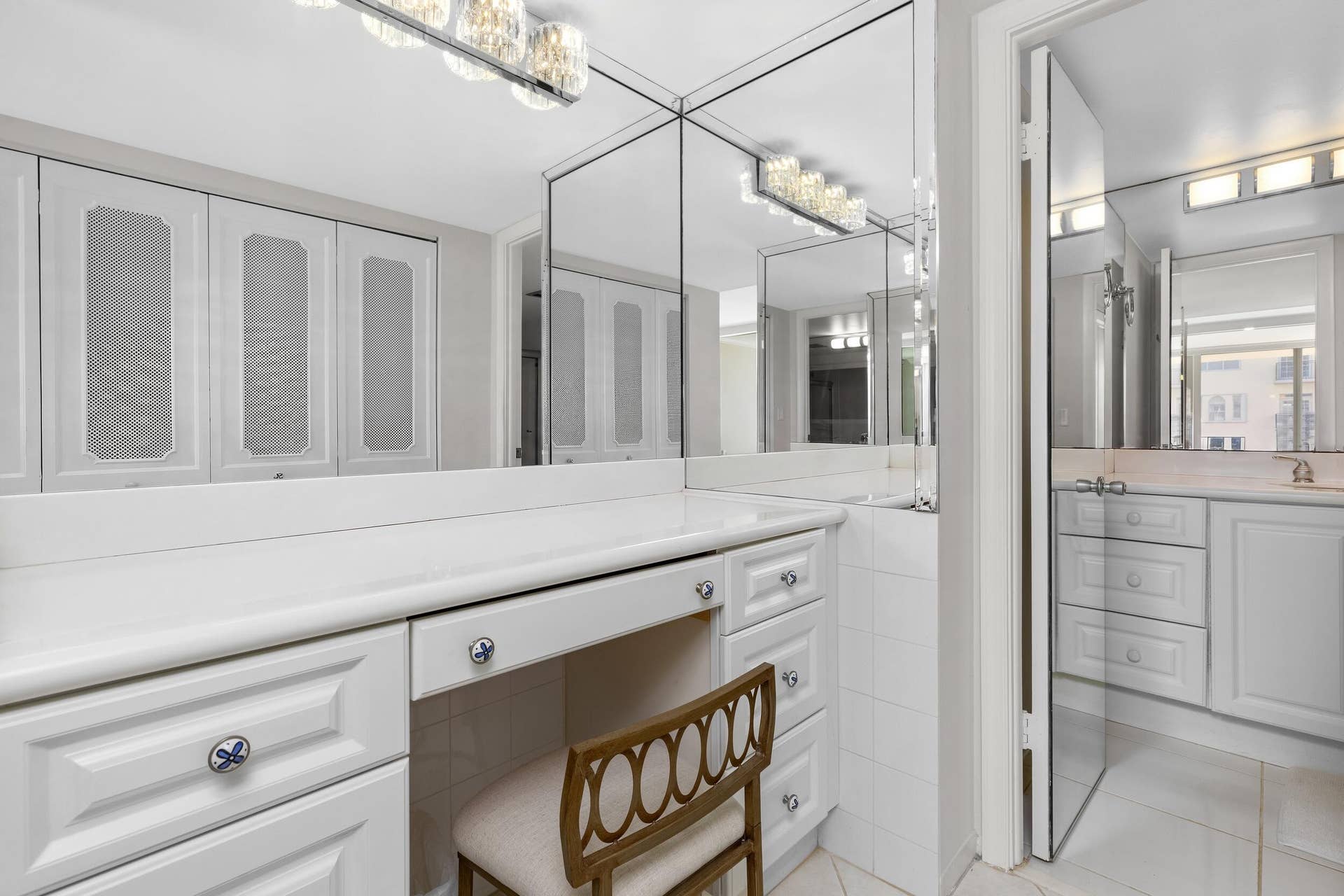 3460 S Ocean Boulevard, #7160, Palm Beach, FL 33480 Primary Bath