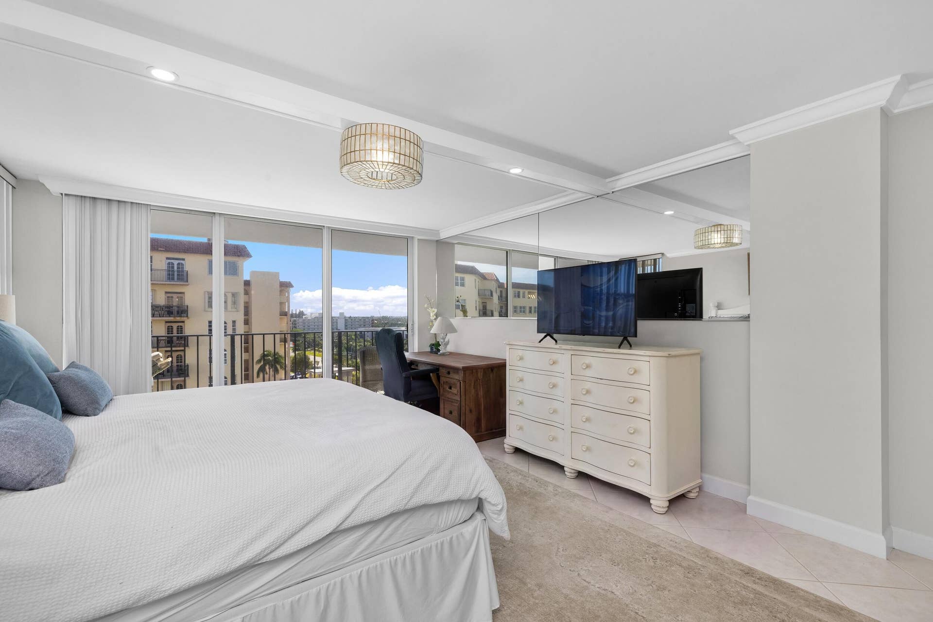 3460 S Ocean Boulevard, #7160, Palm Beach, FL 33480 Primary Bed