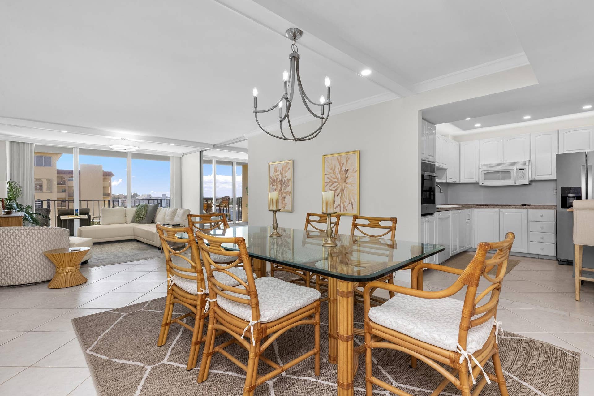 3460 S Ocean Boulevard, #7160, Palm Beach, FL 33480 Dining Area