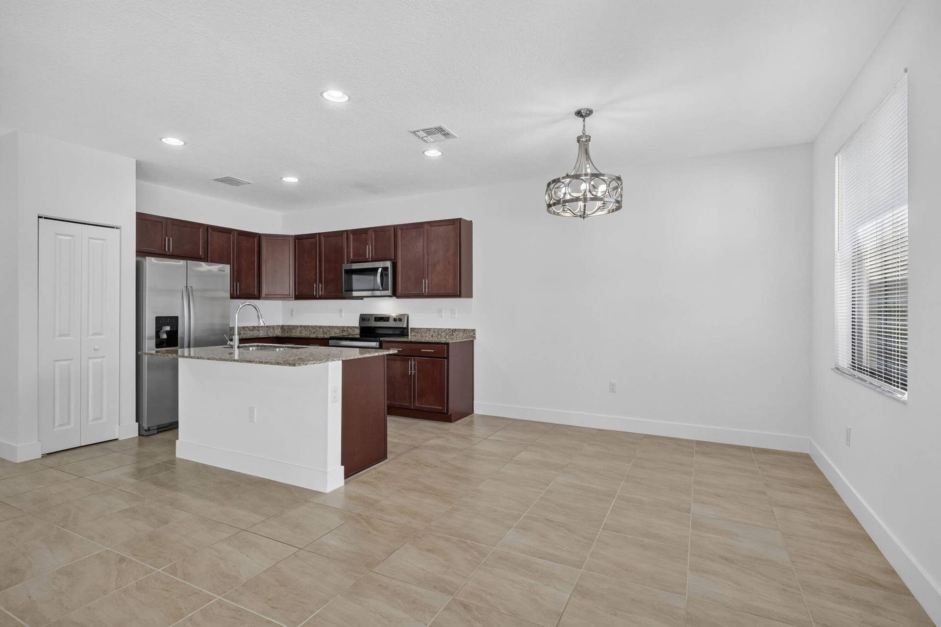 4009 SEQUOIA Place, Riviera Beach, FL 33410 13-web-or-mls-BS1A4813