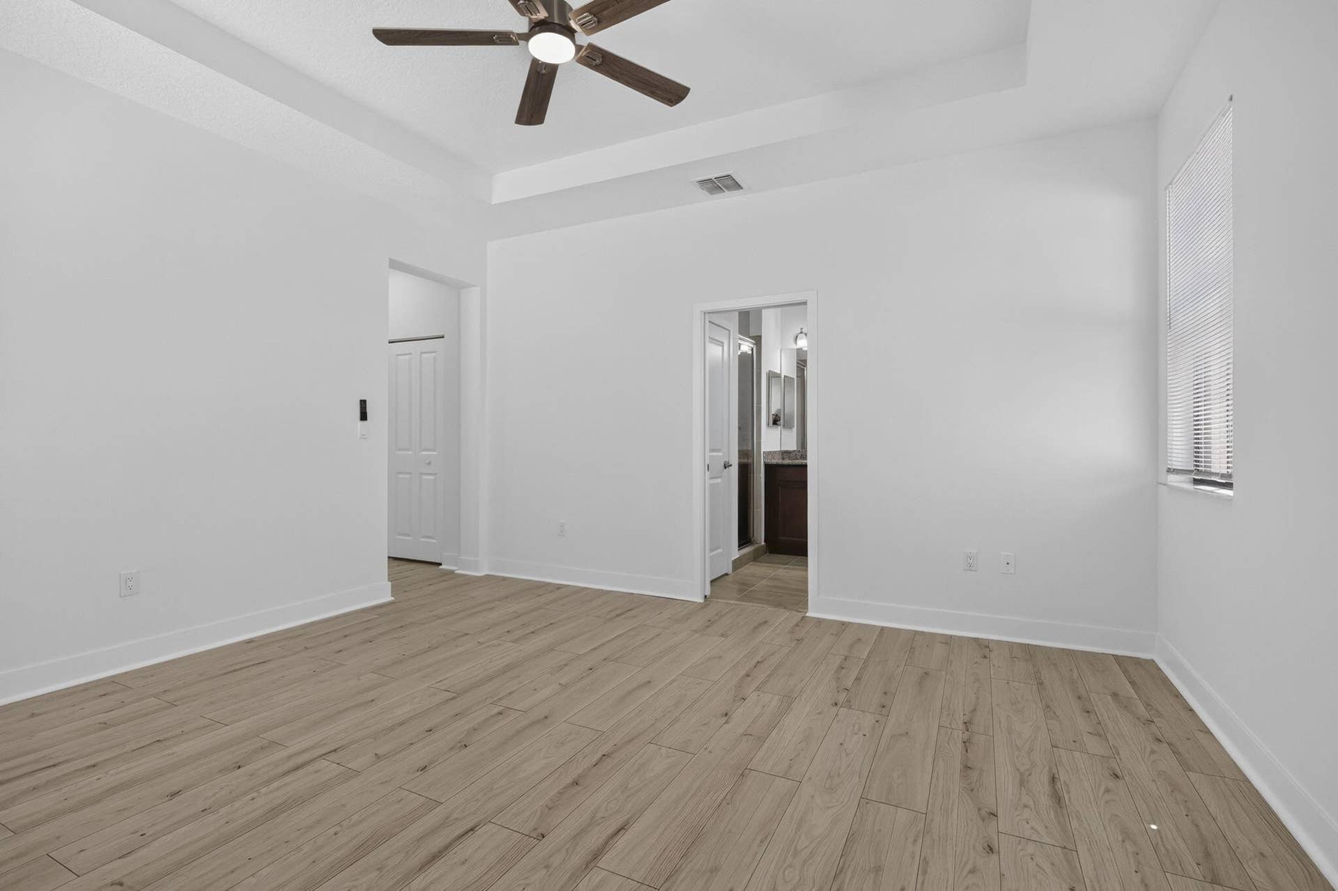 4009 SEQUOIA Place, Riviera Beach, FL 33410 27-web-or-mls-BS1A4932