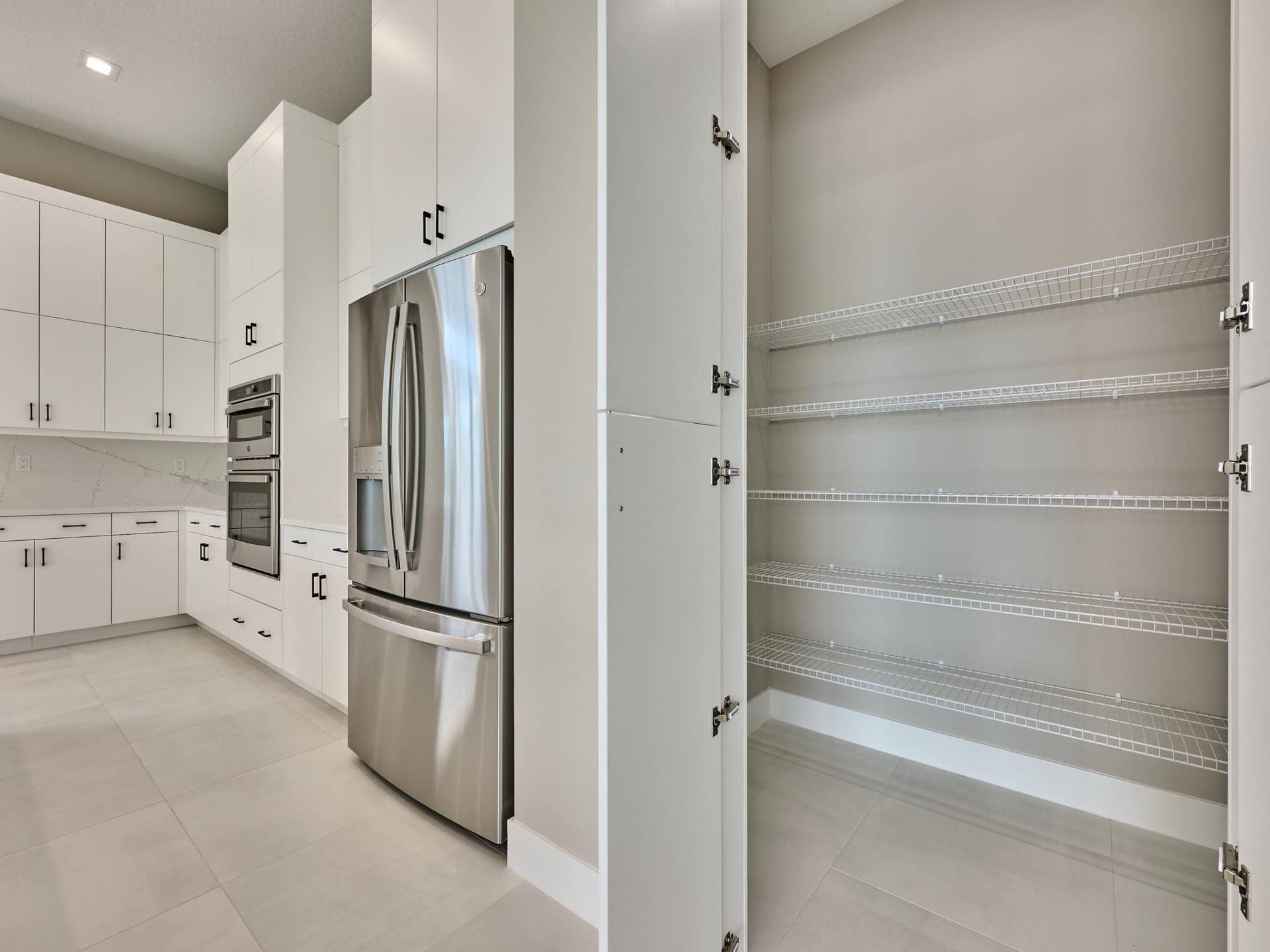 13522 Nesting Pines Way, Palm Beach Gardens, FL 33412 Pantry