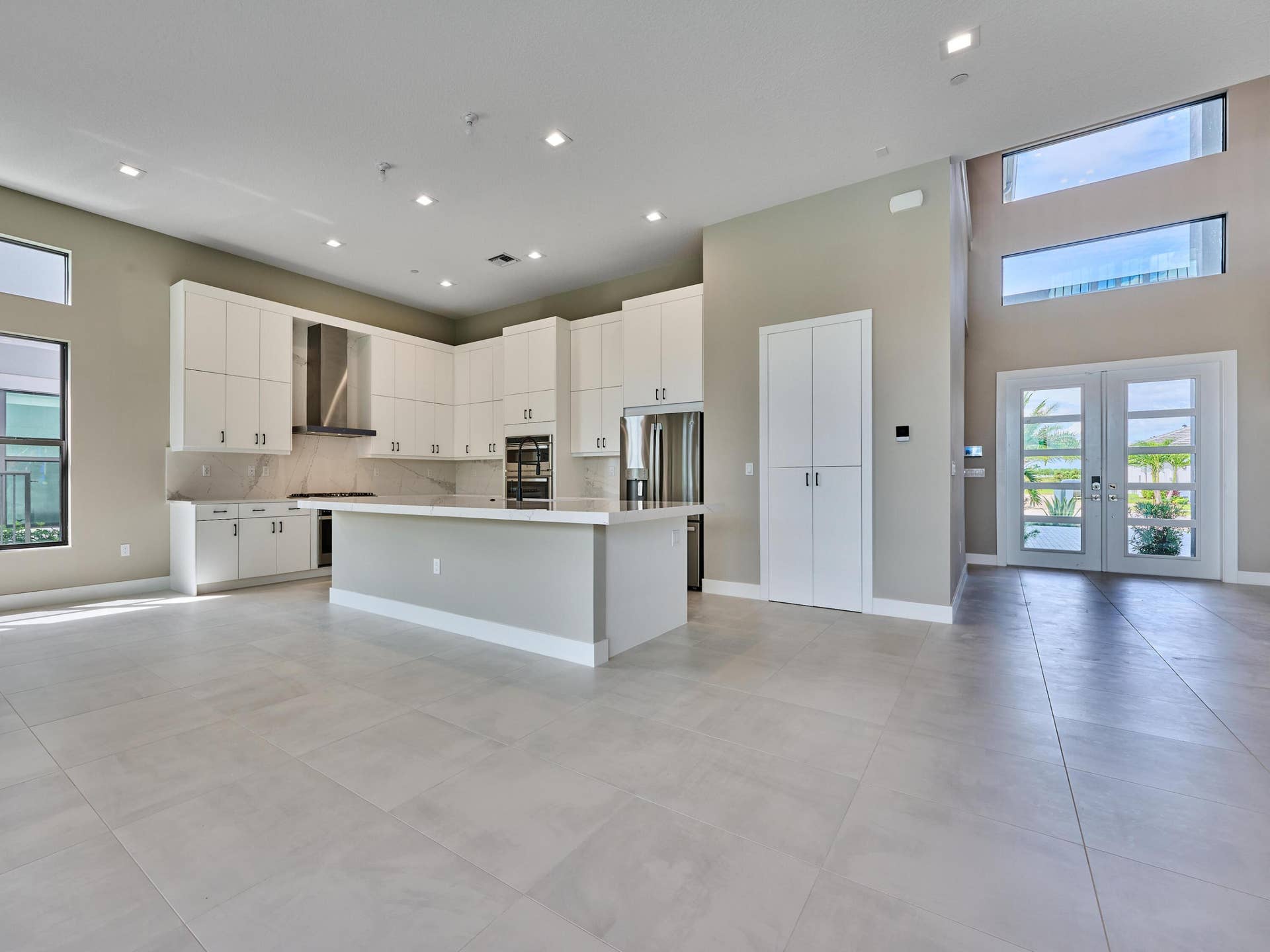 13522 Nesting Pines Way, Palm Beach Gardens, FL 33412 Kitchen