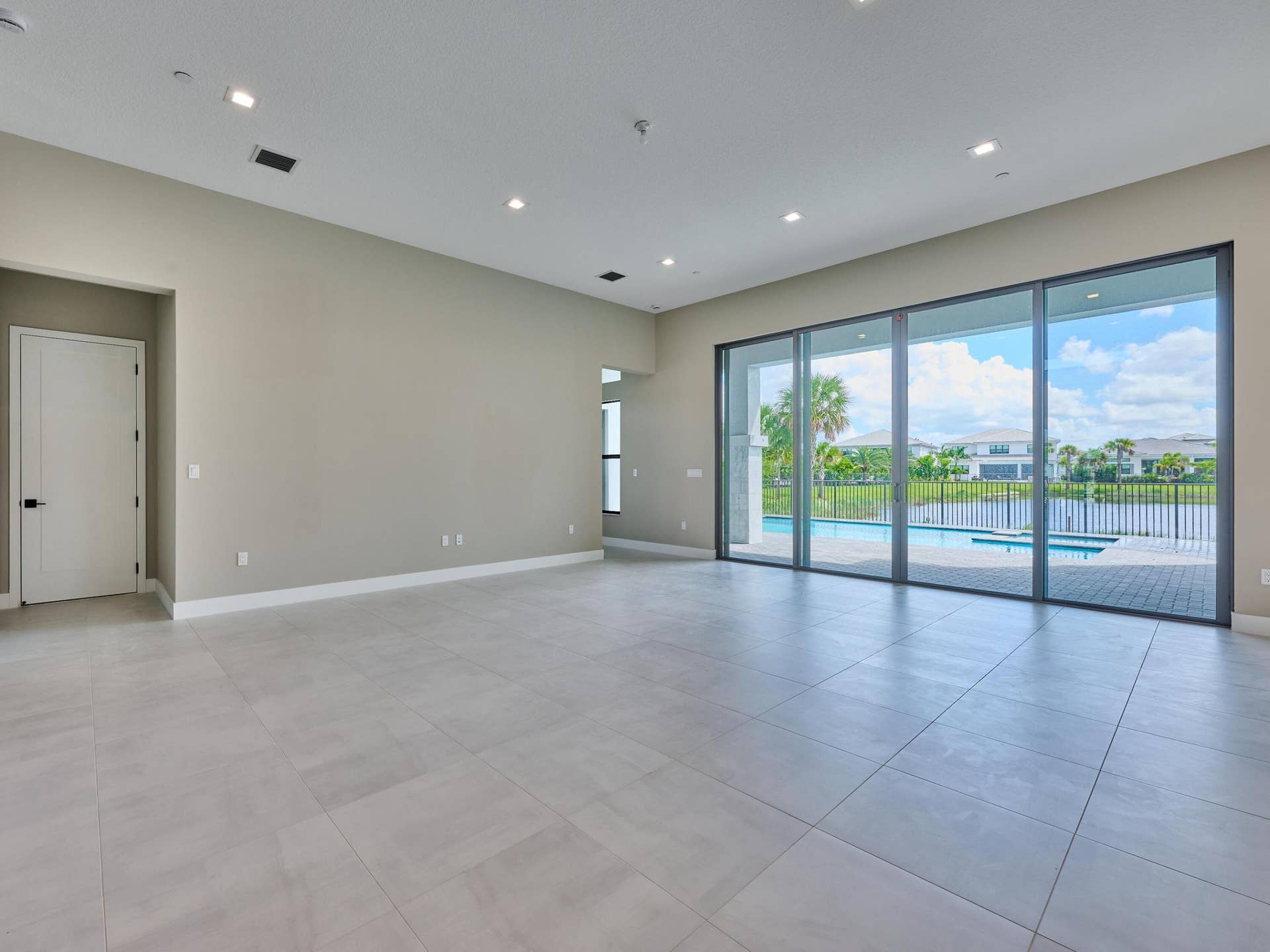 13522 Nesting Pines Way, Palm Beach Gardens, FL 33412 Living Room