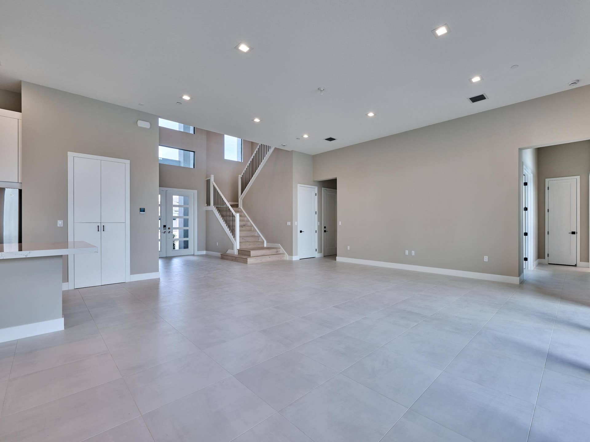 13522 Nesting Pines Way, Palm Beach Gardens, FL 33412 Living Room