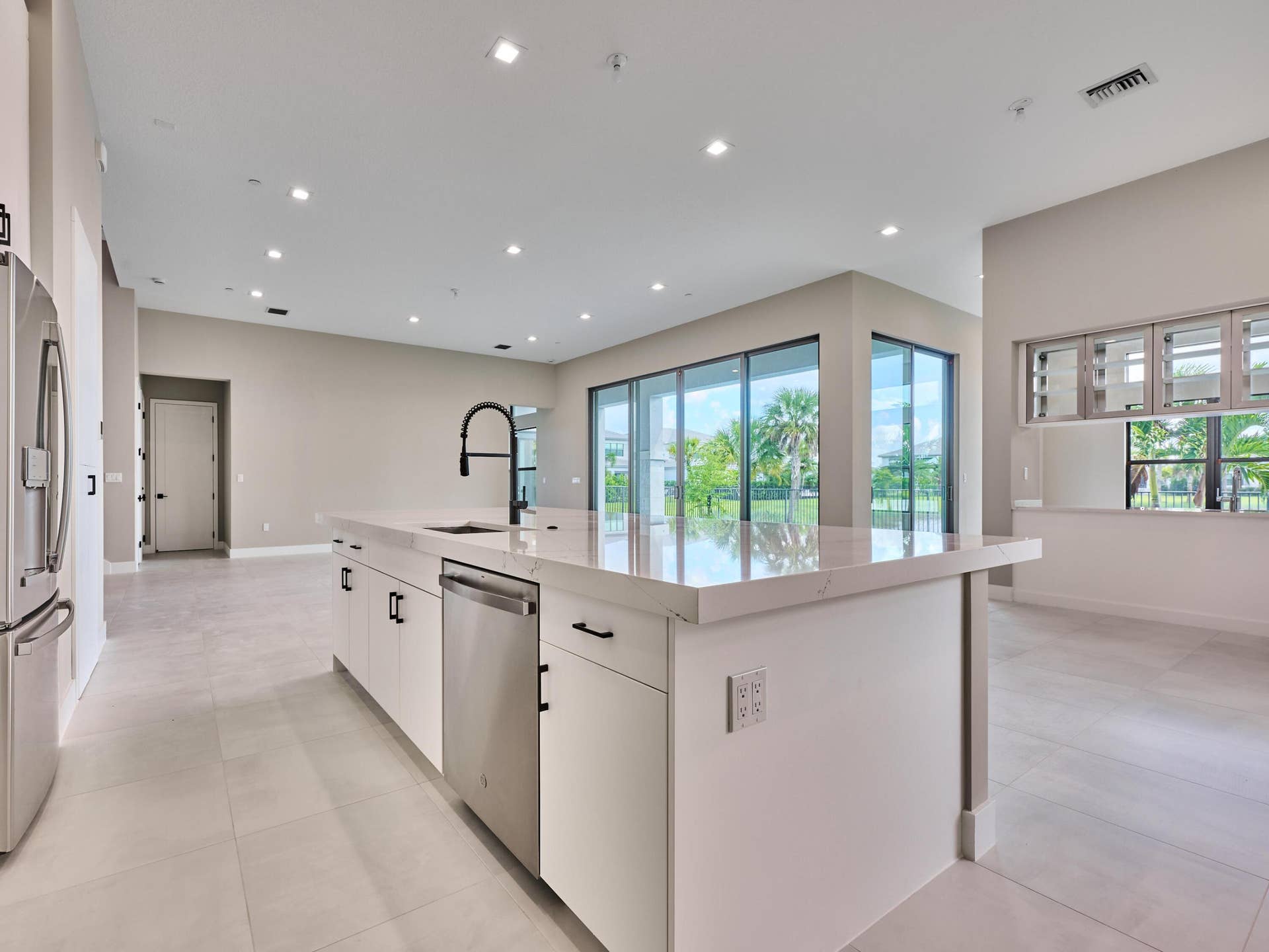 13522 Nesting Pines Way, Palm Beach Gardens, FL 33412 Kitchen