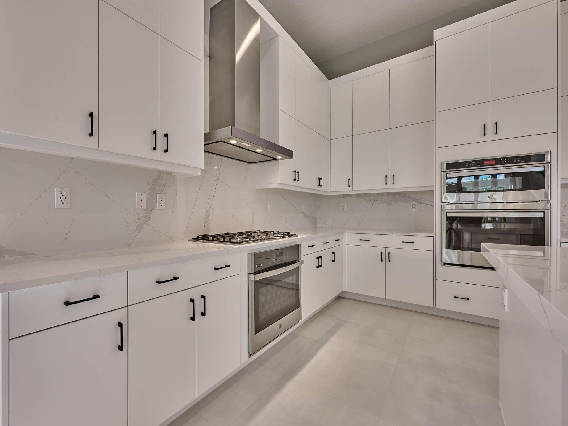 13522 Nesting Pines Way, Palm Beach Gardens, FL 33412 Kitchen