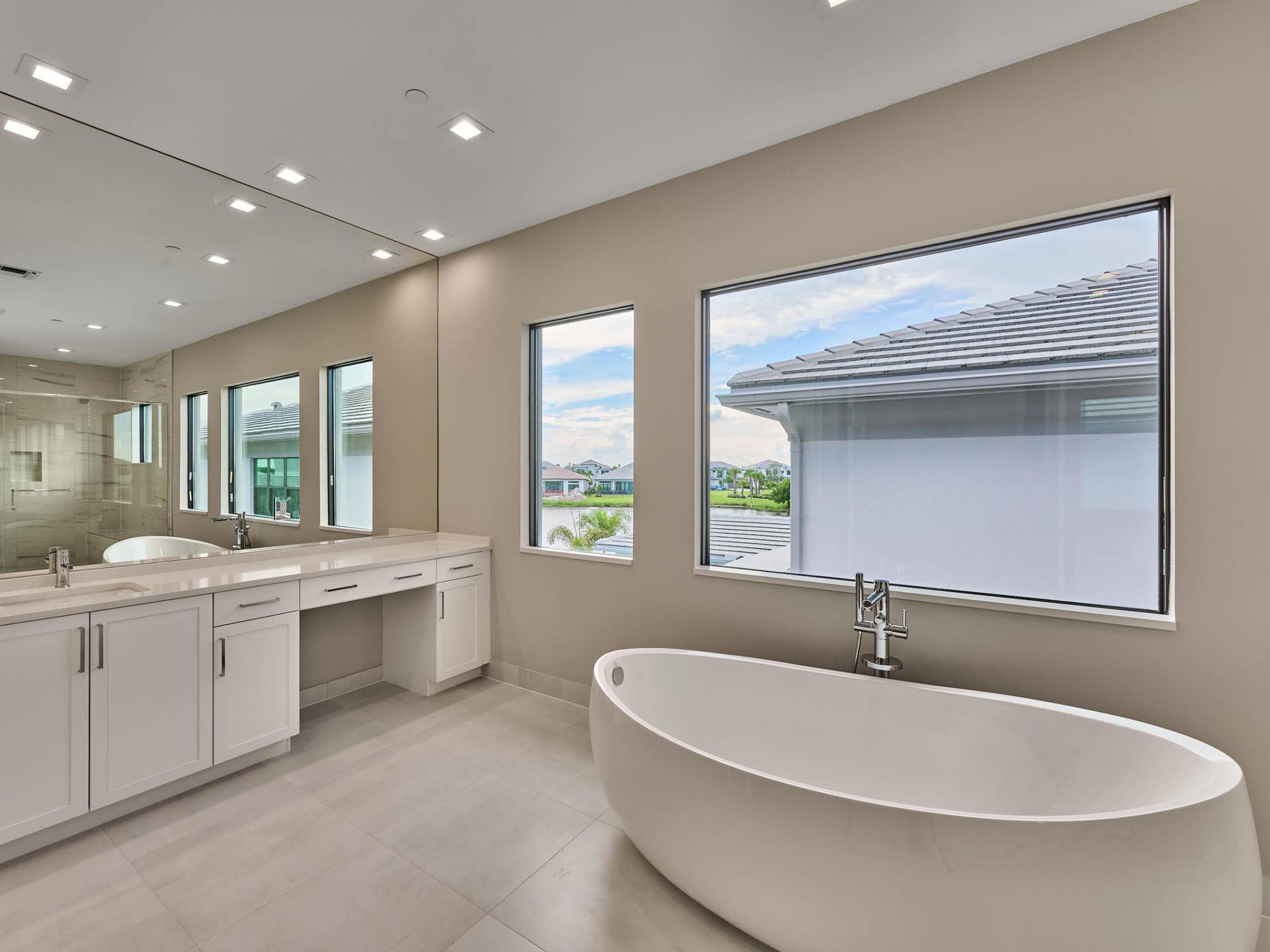 13522 Nesting Pines Way, Palm Beach Gardens, FL 33412 Primary Bath