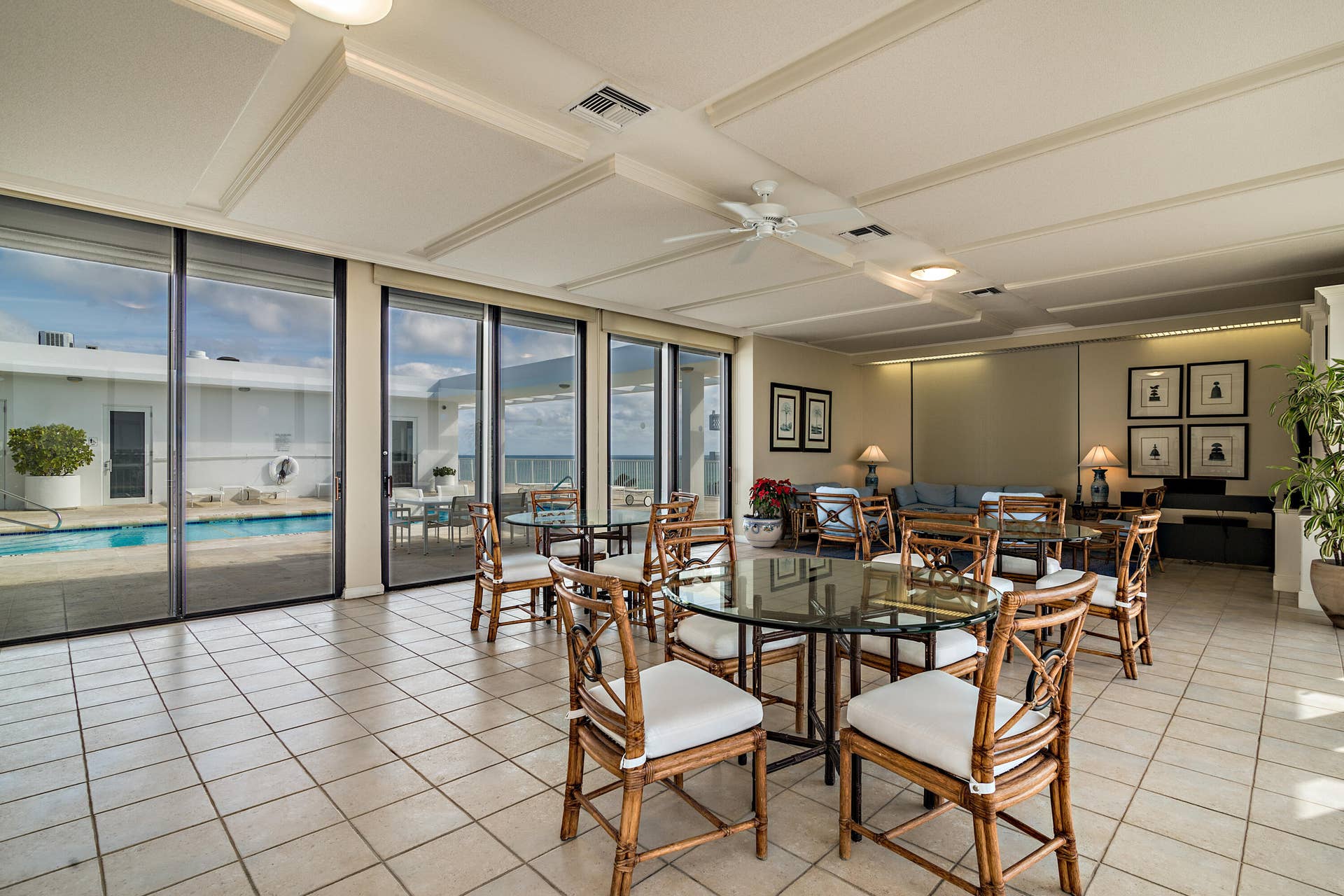 400 S Ocean Boulevard, #419, Palm Beach, Palm Beach, FL 33480 Social room