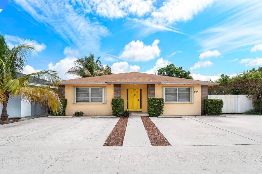 Property photo for 804 S Broadway, Lantana, FL