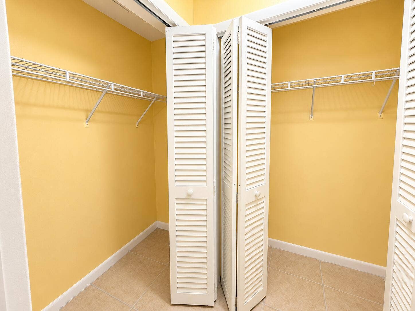 632 NW 13TH Street, #0120, Boca Raton, FL 33486 primary closet