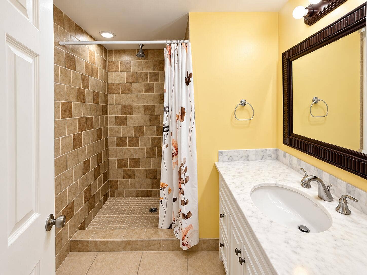 632 NW 13TH Street, #0120, Boca Raton, FL 33486 primary bathroom