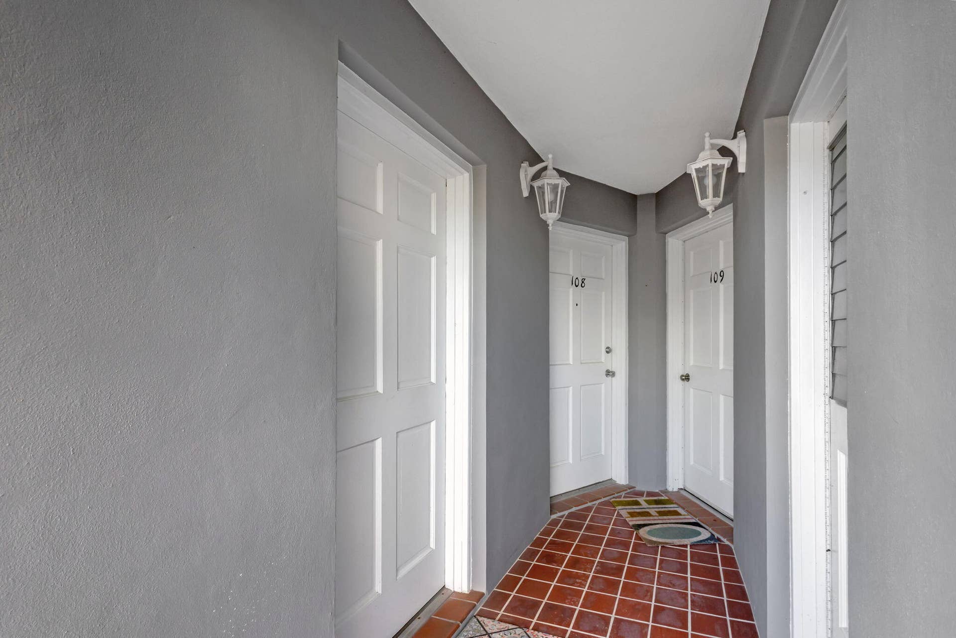 2-web-or-mls-5D1A4209