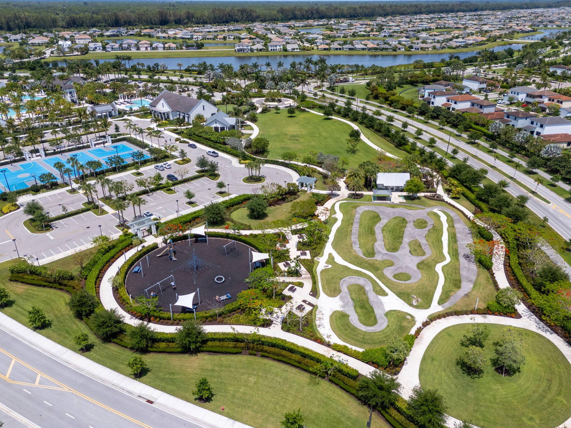 15976 Whippoorwill Circle, Westlake, FL 33470 Amenities