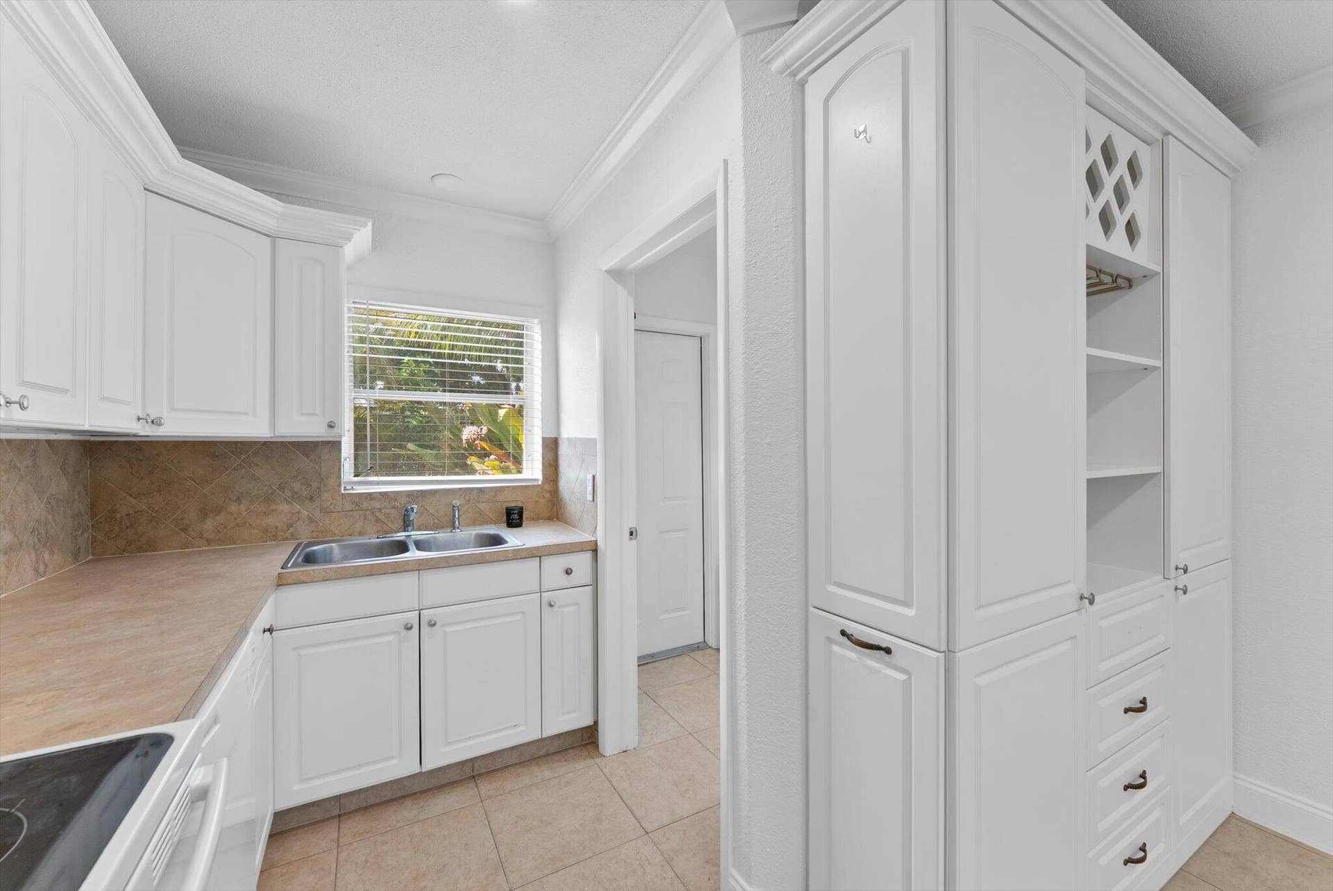 2631 NE 2nd Avenue, Boca Raton, FL 33431 12-12