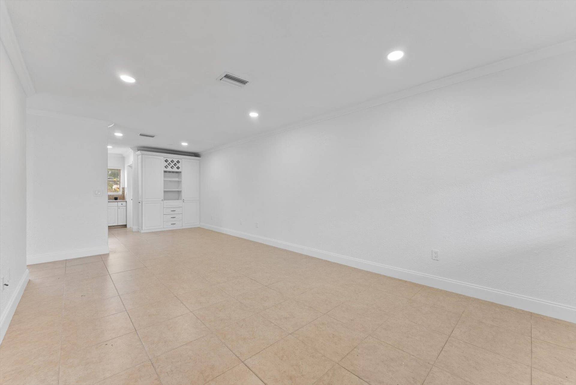 2631 NE 2nd Avenue, Boca Raton, FL 33431 07-7