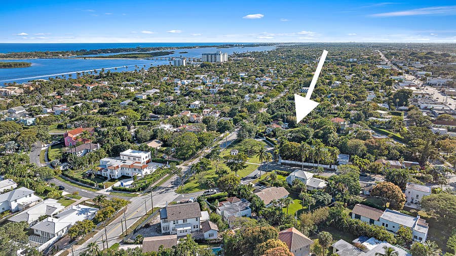 Property photo for 308 Buckingham Road, West Palm Beach, FL