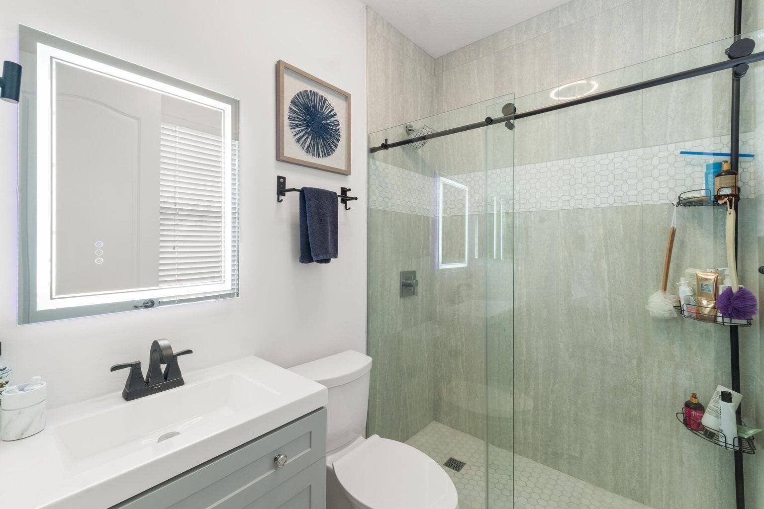3643 NW 5TH Terrace, Boca Raton, FL 33431 2nd Floor Private Bathroom