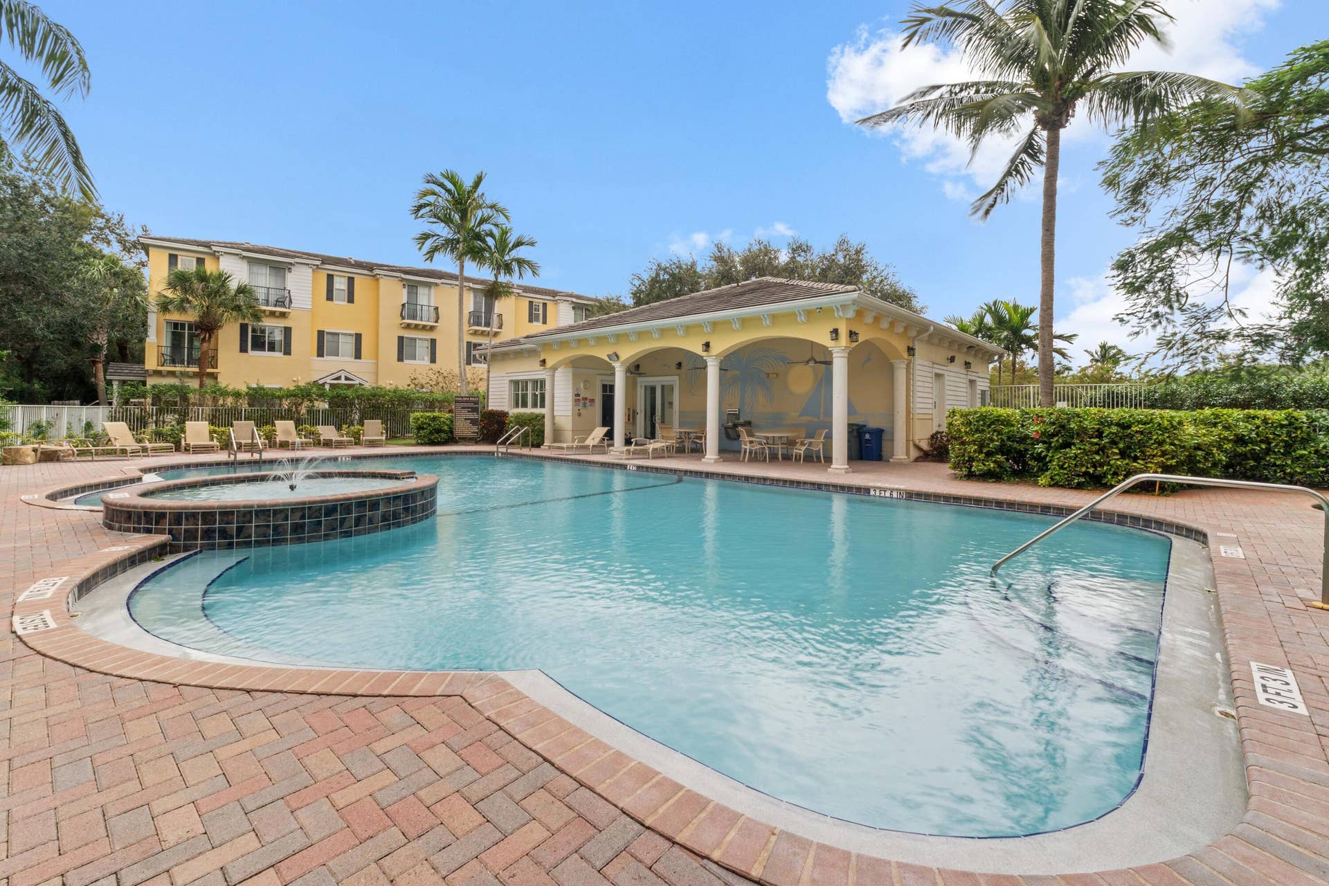 3643 NW 5TH Terrace, Boca Raton, FL 33431 Club House Pool and Jacuzzi