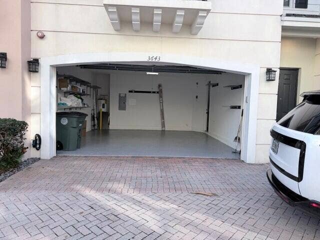 3643 NW 5TH Terrace, Boca Raton, FL 33431 Two Car Garage and outside entrance door.