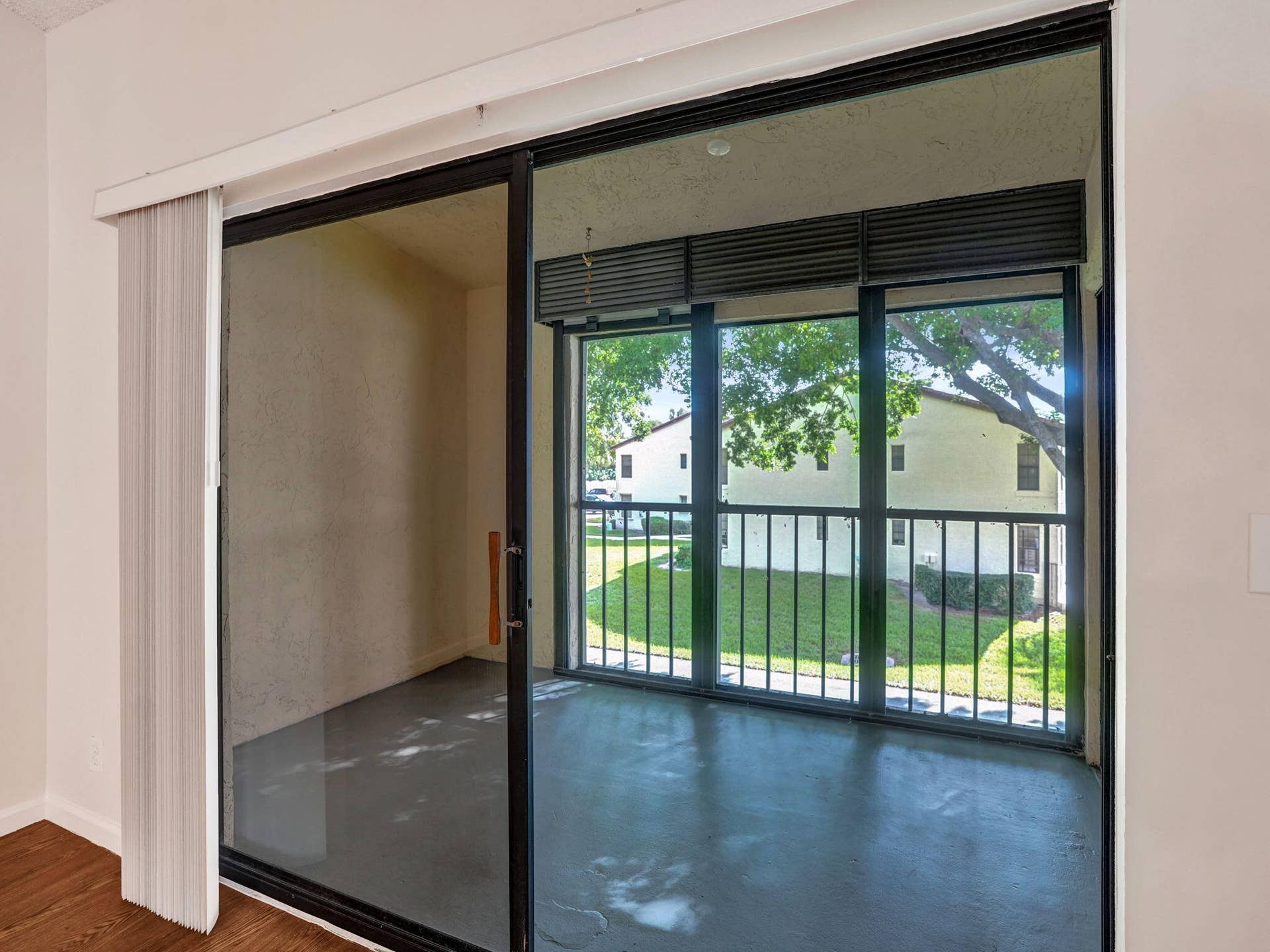 300 Palmwood Place, #P206, Boca Raton, FL 33431 38-web-or-mls-DSC02595
