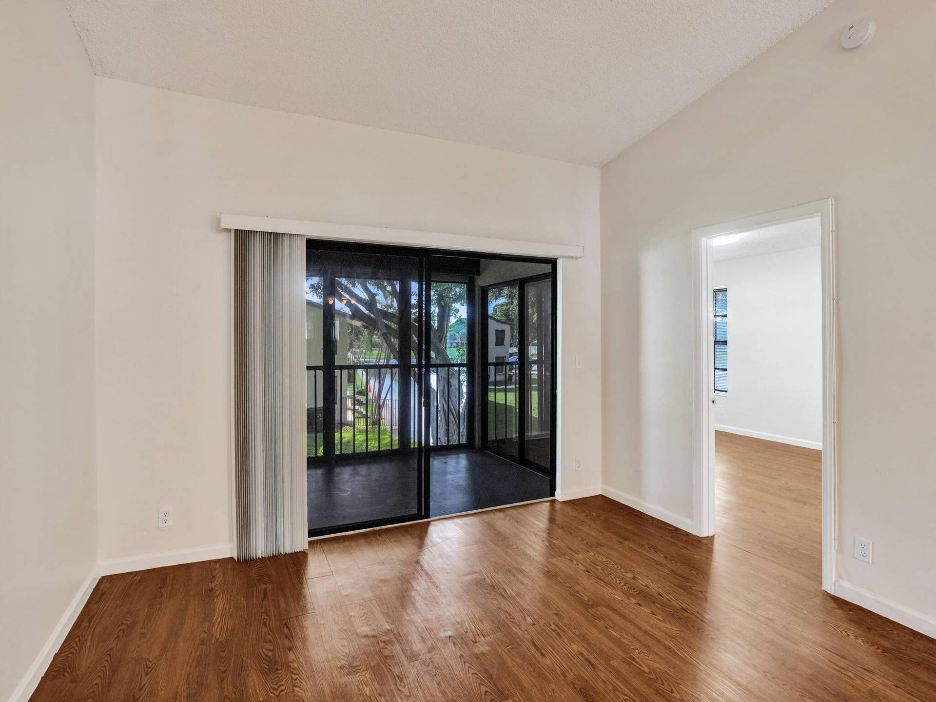300 Palmwood Place, #P206, Boca Raton, FL 33431 25-web-or-mls-DSC02556
