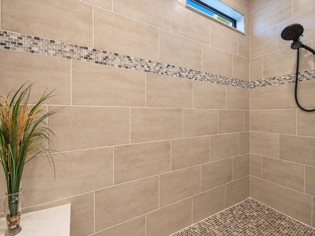 3798 WHITE ALDER Way, Vero Beach, FL 32967 Primary Shower