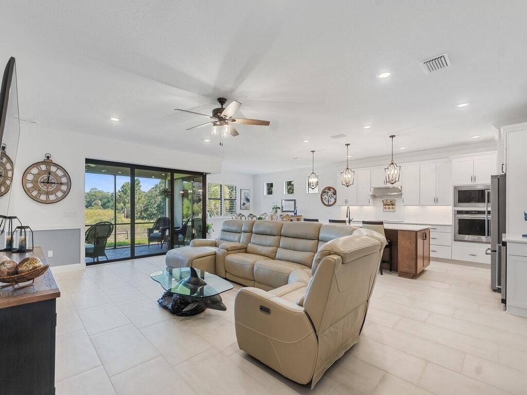 3798 WHITE ALDER Way, Vero Beach, FL 32967 DCS_5009 copy