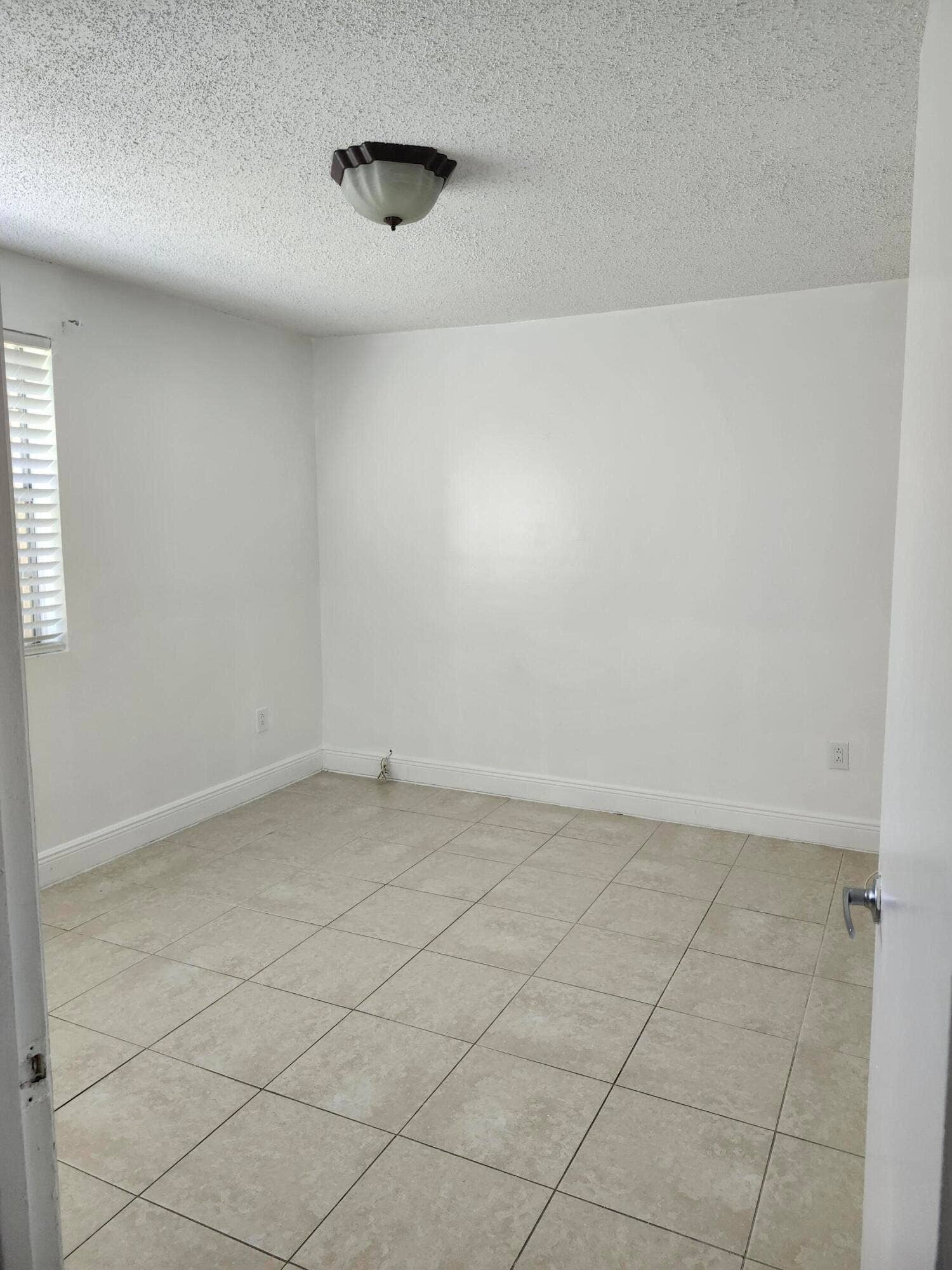 1283 SW 46th Avenue, Pompano Beach, FL 33069 20261004_150010