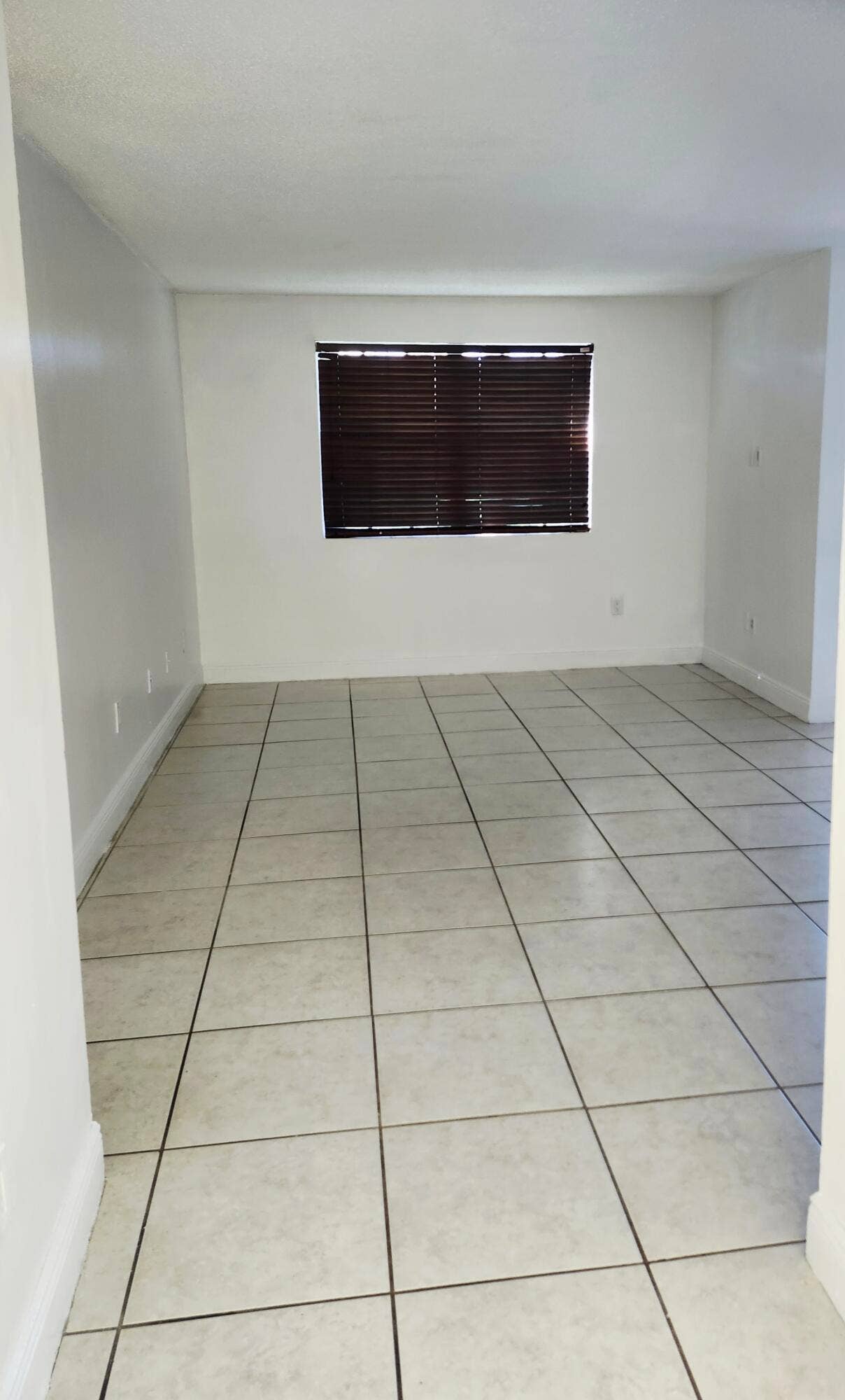 1283 SW 46th Avenue, Pompano Beach, FL 33069 20261004_151045