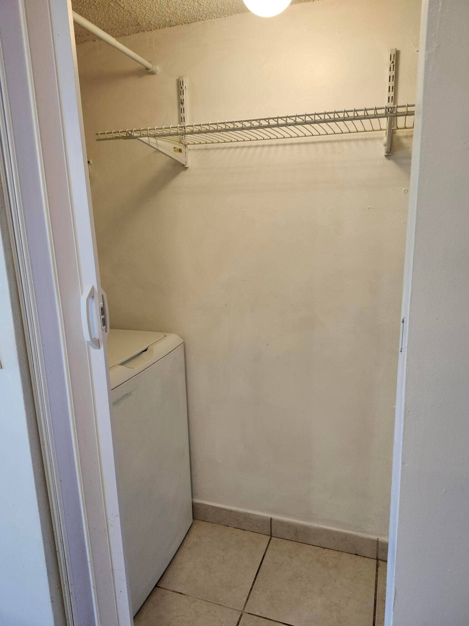 1283 SW 46th Avenue, Pompano Beach, FL 33069 20261004_145812
