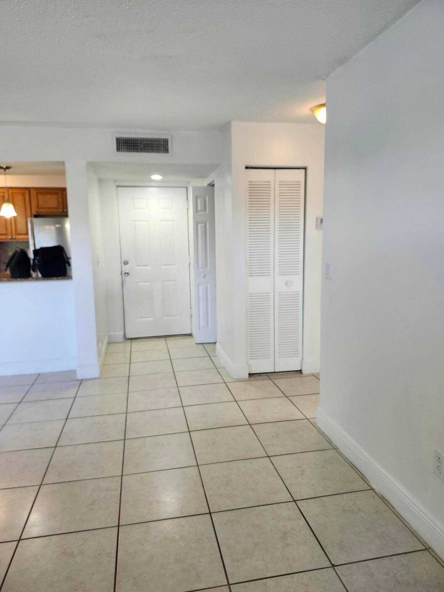 1283 SW 46th Avenue, Pompano Beach, FL 33069 20261004_145943