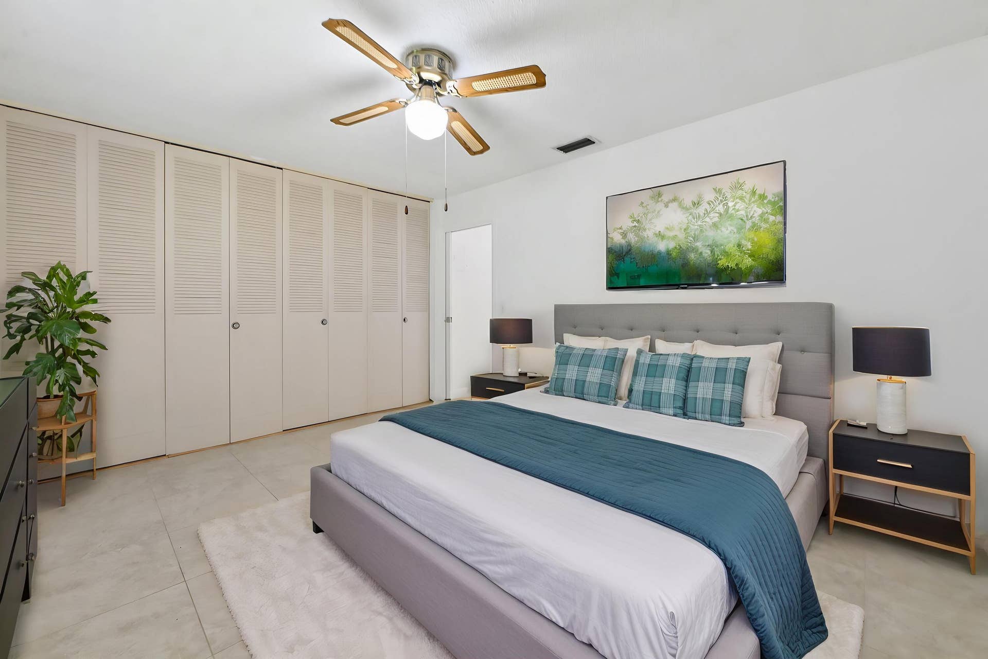 18-Bedroom-04_VS
