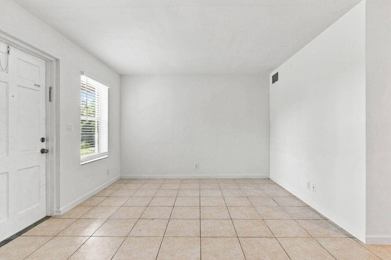 4529 NE 21st Avenue, #3, Fort Lauderdale, FL 33308 Bedroom
